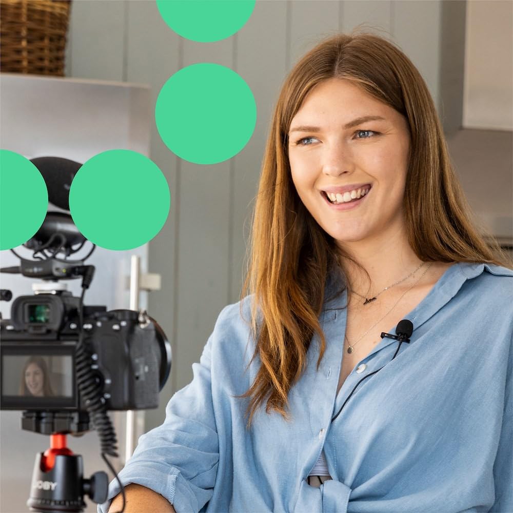 Joby Wavo Lav PRO Professional Omnidirectional Lavalier Microphone - Pro-Grade Miniature Capsule, Wearable Clip-On Mic for Camera, Smartphone, DSLR - Perfect for Vlogging, Live Streaming, Interviews & Podcasting - 2.5m Black Cable (Ideal for Content Creators, YouTubers & Broadcasters)