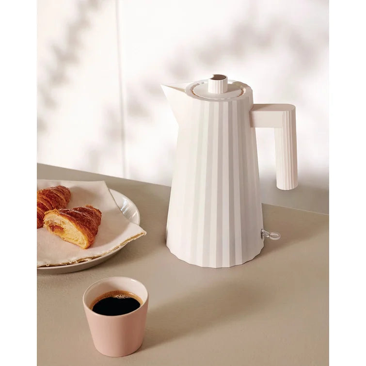 Alessi Plisse 1.7L Electric Kettle - Stainless Steel Water Boiler with Auto Shut-Off - Fast Heating for Tea, Coffee & Kitchen Use - White
