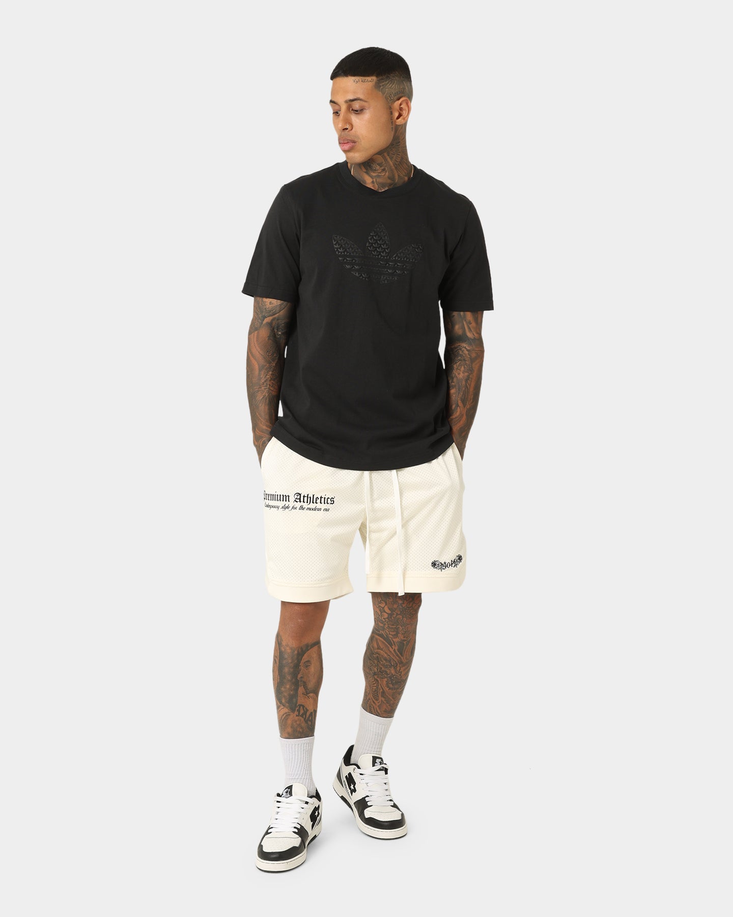 Adidas Originals Men's Mono T-Shirt - Black Cotton Casual Tee for Streetwear & Everyday Comfort