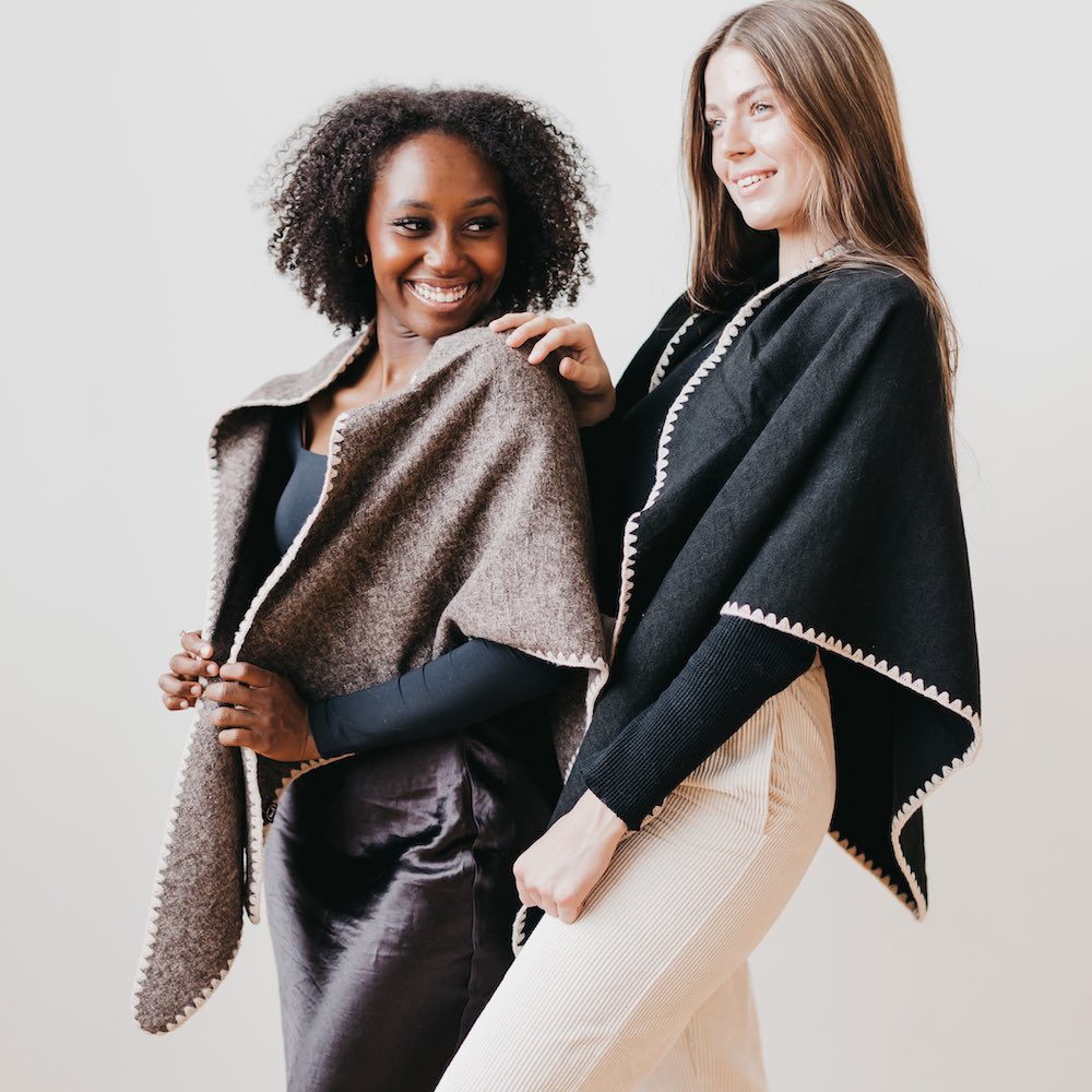 Stylish Tilly Triangle Scarf for Women - Soft Winter Fashion Accessory - Perfect for Cold Weather, Outdoor Activities & Holiday Gifts