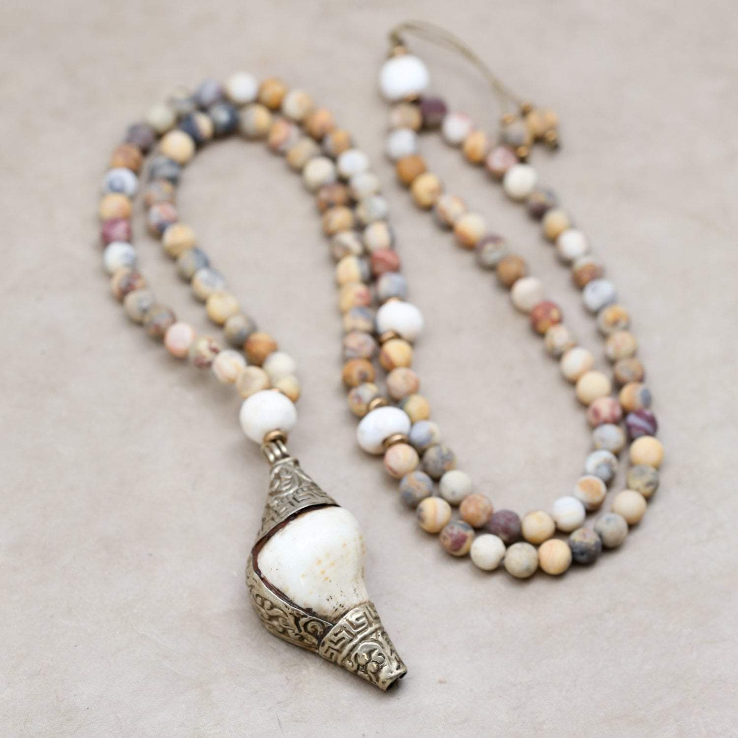 Natural Conch Shell Dharma Mala Buddhist Prayer Beads - 108 Beads Meditation Necklace for Yoga, Mindfulness & Spiritual Practice