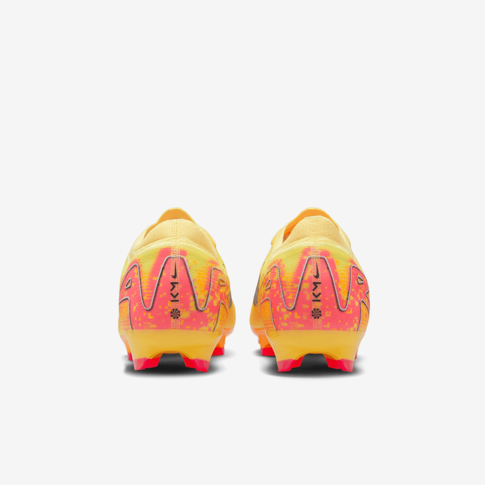 Nike Mercurial Vapor 16 Pro Kylian Mbappé Soccer Cleats - Lightweight Football Shoes for Speed & Agility - Perfect for Training & Matches