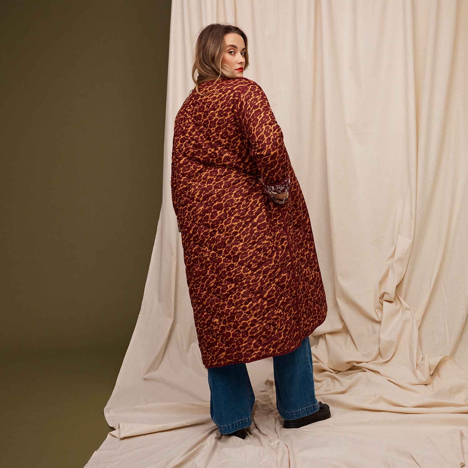 Evette Quilted Coat for Women - Lightweight Winter Jacket with Stylish Diamond Stitch Design | Perfect for Outdoor Activities, Travel & Casual Wear