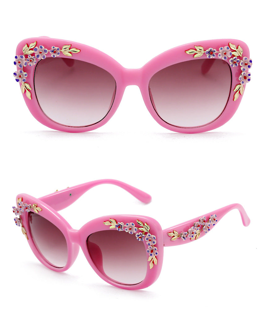 Stylish Women's Flower Sunglasses - UV Protection & Fashionable Design for Outdoor Activities & Beach Vacations