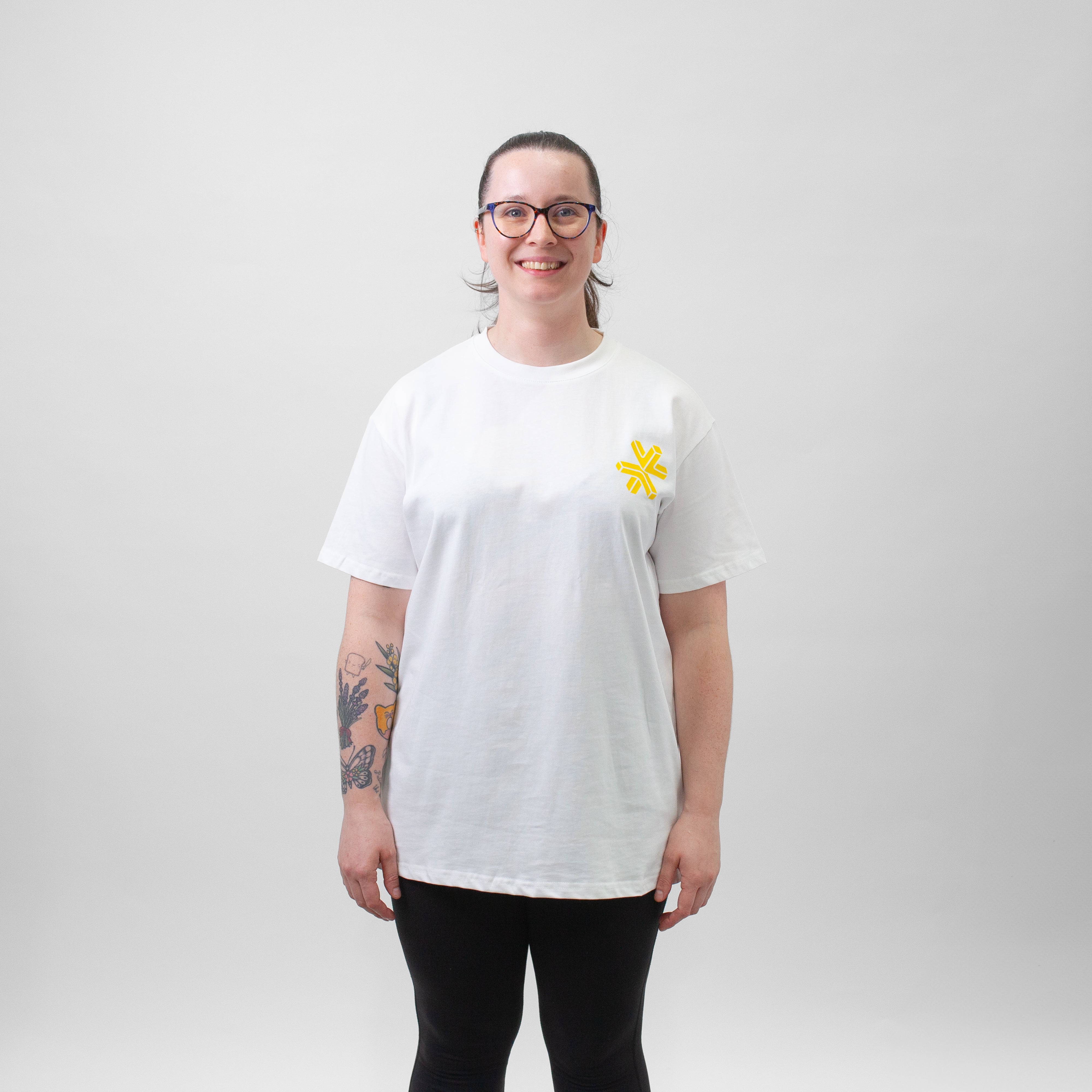 Light My Bricks™ Star Wars Lightsaber T-Shirt - Cool Jedi & Sith Inspired Graphic Tee for Men & Women - Perfect for Cosplay, Conventions & Everyday Wear