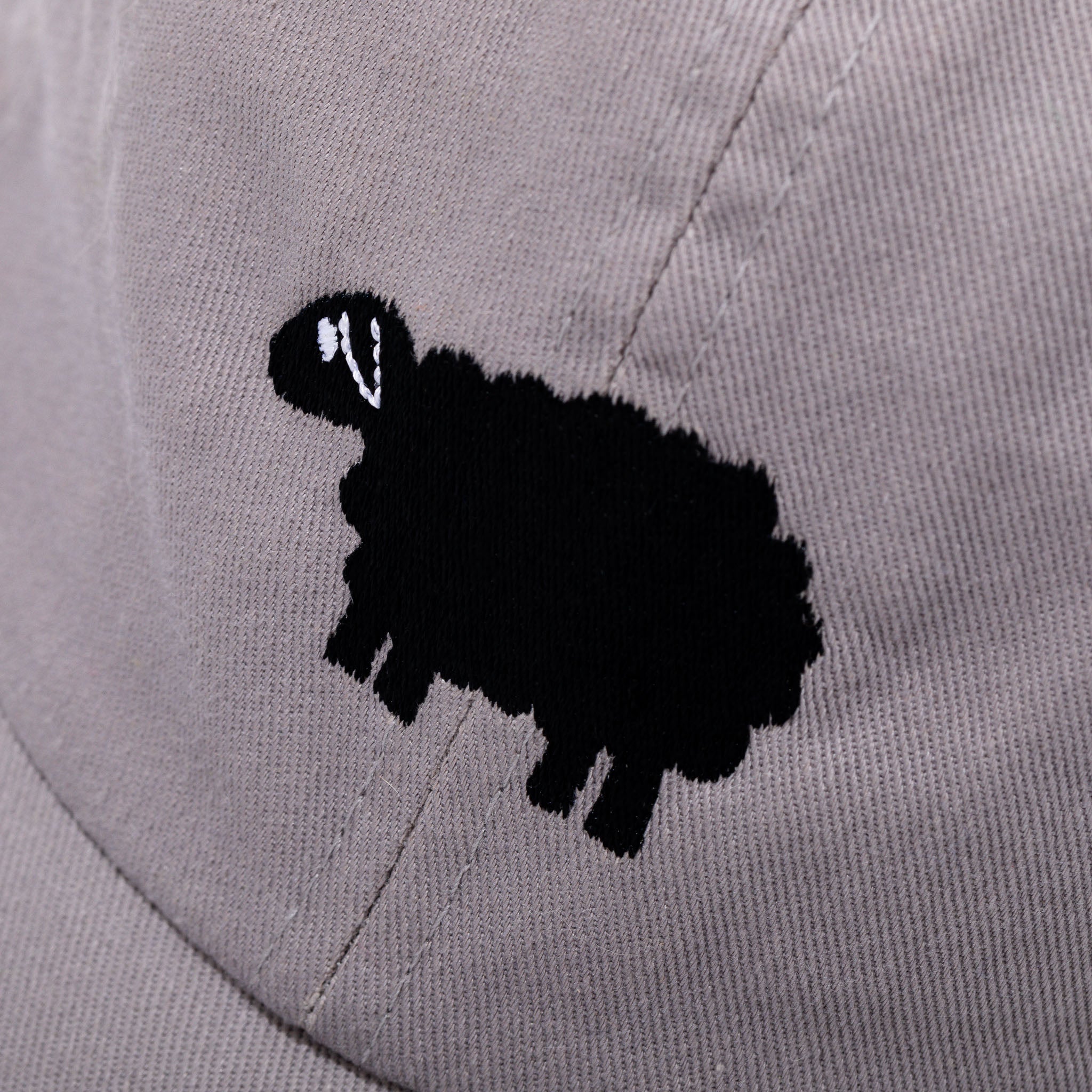Black Sheep Baseball Cap - Stylish Adjustable Dad Hat for Men & Women - Perfect for Outdoor Sports, Casual Wear & Fashion Accessories
