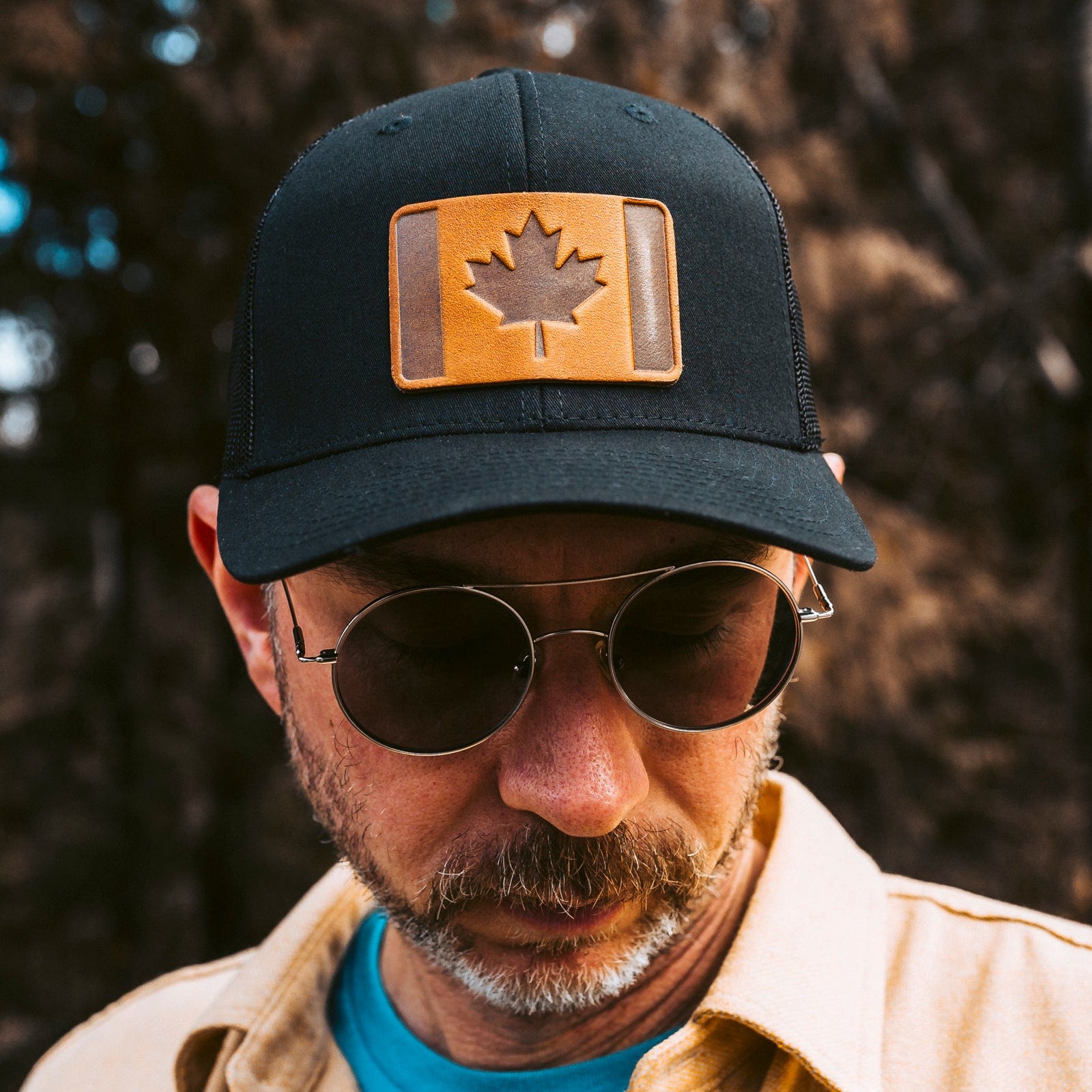 Canadian Flag Trucker Hat - Adjustable Mesh Back Baseball Cap for Men & Women - Perfect for Outdoor Activities, Sports, and Casual Wear