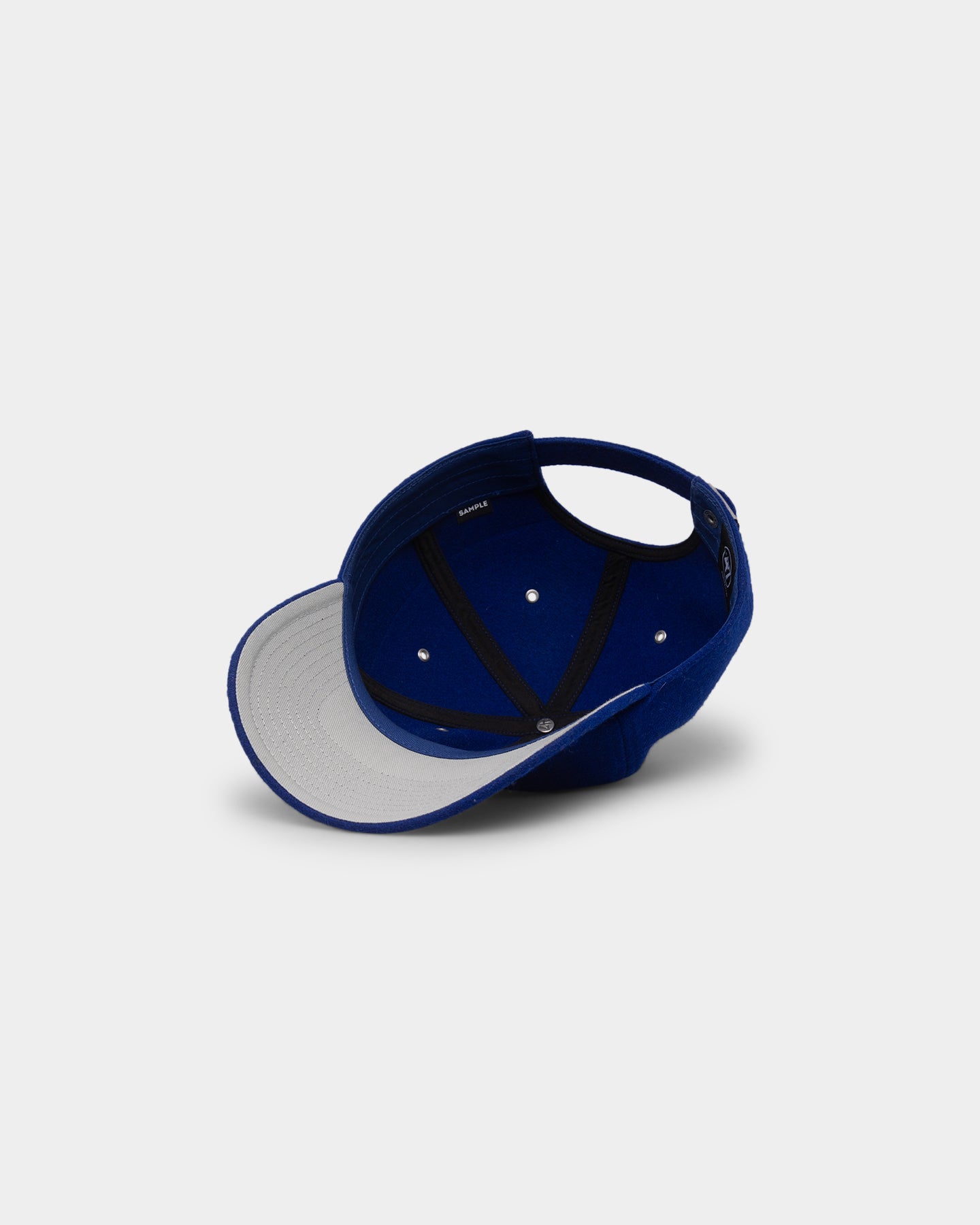 47 Brand Atlanta Braves Wooly '47 Clean Up Strapback Royal Baseball Cap - Adjustable Snapback Hat for Men & Women - Perfect for Baseball Games, Sports Events & Casual Wear