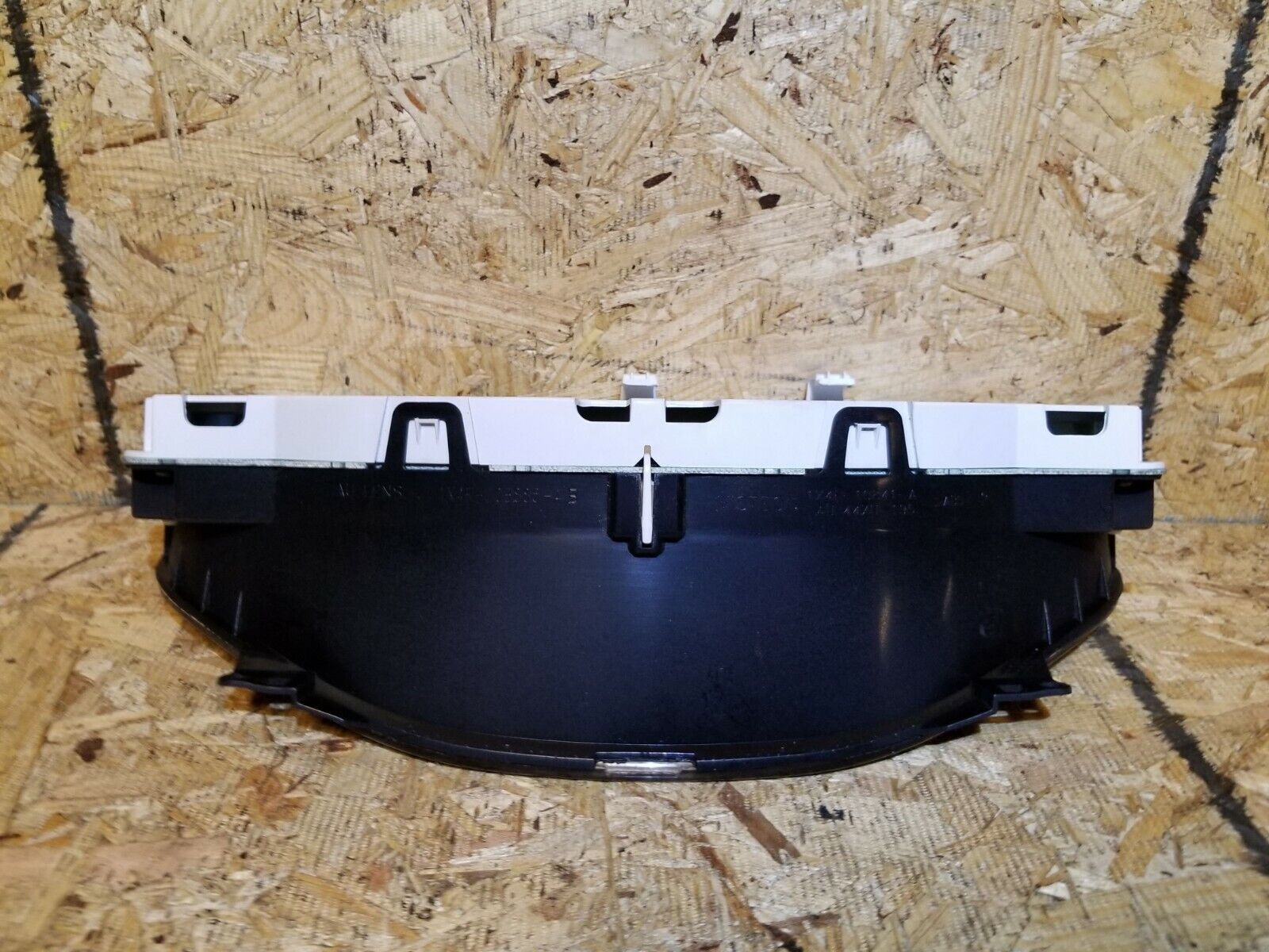 2004-2008 Jaguar X-Type OEM Speedometer Cluster Gauge 86,937 Miles - Perfect for Dashboard Repair & Restoration