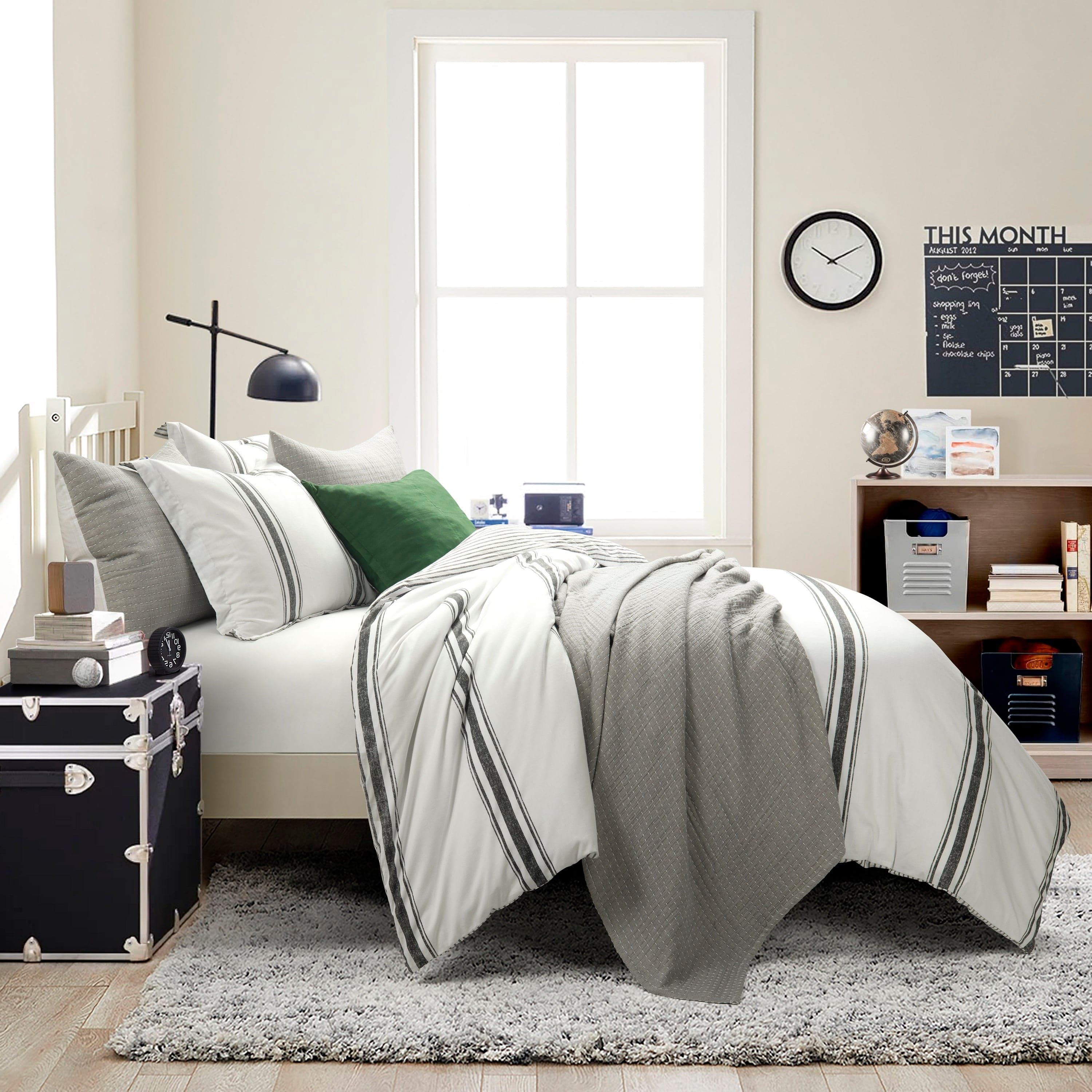 Farmhouse Stripe Reversible Comforter Set - Queen Size, Soft Breathable Cotton Bedding - Perfect for Cozy Bedroom Decor & Guest Room Styling