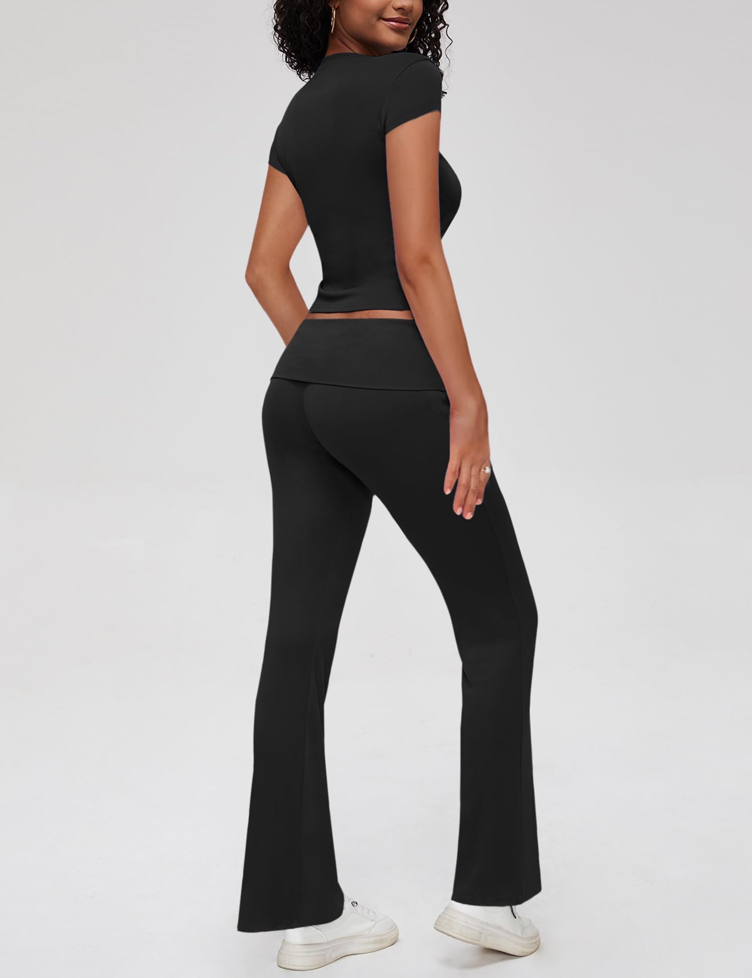 Zhenwei Women's 2-Piece Outfits - Short Sleeve Casual Lounge Set with Matching Top & Bottom | Perfect for Home Relaxation, Yoga, and Weekend Wear