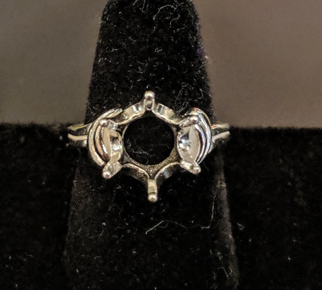 10mm Round Semi Offset Pre-Notched Sterling Silver or 14kt Gold Fashion Ring - Size 7 (Setting 163 445/143 445) - Perfect for Everyday Wear, Gift Giving & Jewelry Making