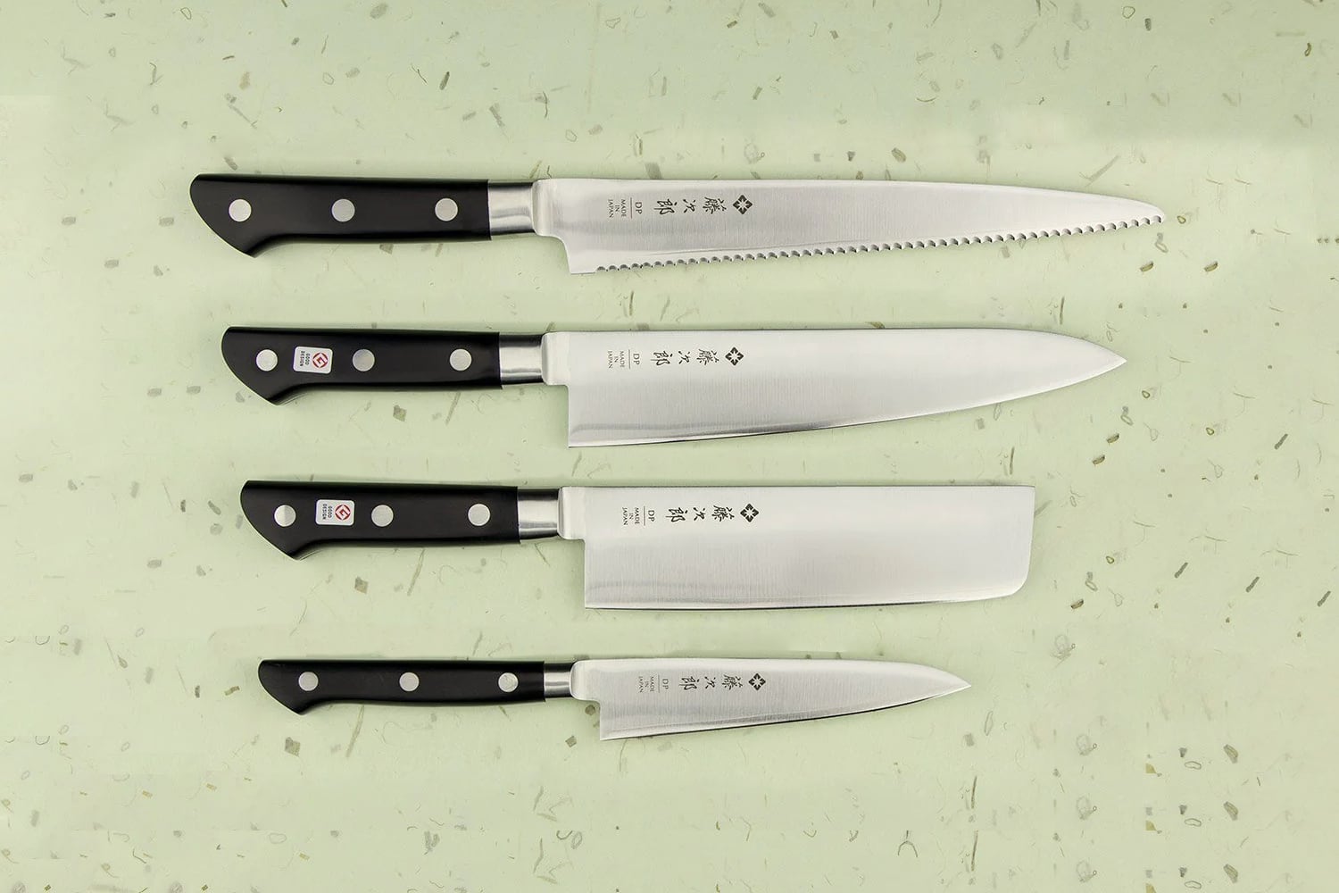 Tojiro Classic Japanese Chef Knife Set - High Carbon Stainless Steel Kitchen Knives for Professional & Home Cooking - Perfect for Slicing, Dicing, and Chopping Vegetables, Meat, and Fish