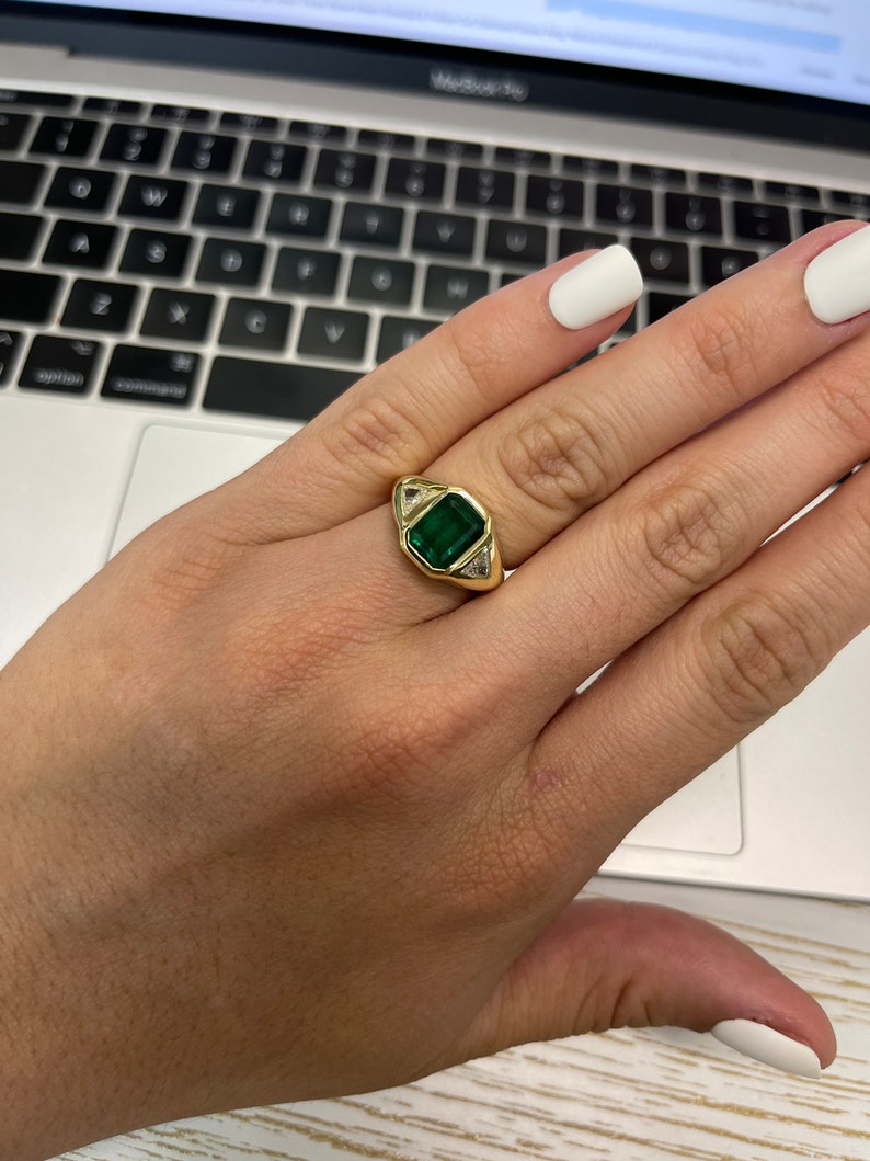 18K Gold AAA+ 3.24tcw Emerald and Diamond Three Stone Gypsy Ring for Women | Vertical Green Emerald with Trillion Cut Diamonds | Perfect for Engagement, Anniversary & Special Occasion Gifts