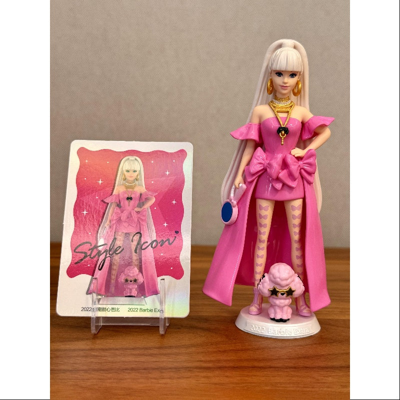 Barbie Extra Style Icon Series 2022 - Fashion Doll with Trendy Outfits & Accessories | Perfect for Collectors, Gifts & Playtime Scenes