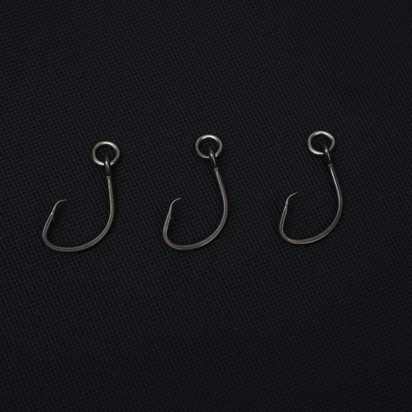 BKK Mutsu Heavy Duty Offset Circle Fishing Hooks - Strong & Sharp Saltwater Hooks for Big Game Fishing, Tuna, Marlin, and Offshore Angling