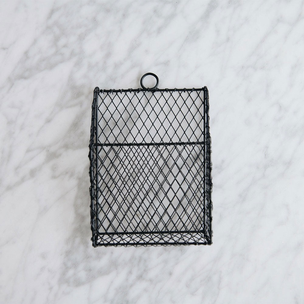 Small Hanging Flower Basket - Wrought Iron Planter for Indoor/Outdoor Plants - Perfect for Balcony, Patio, and Garden Decor
