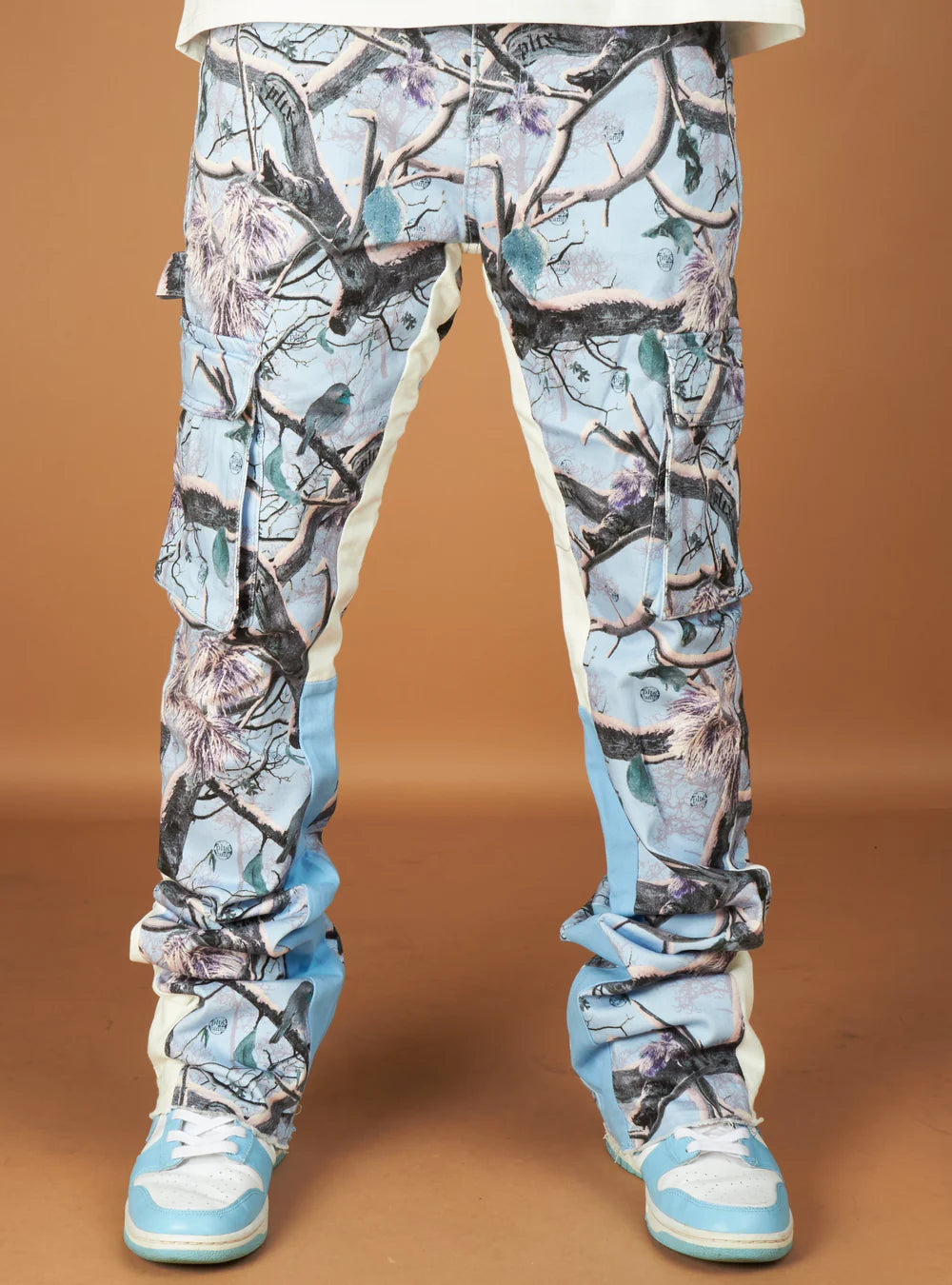 Stylish Light Blue Mott Politics Jeans 521 - Perfect for Casual Wear & Everyday Outfits