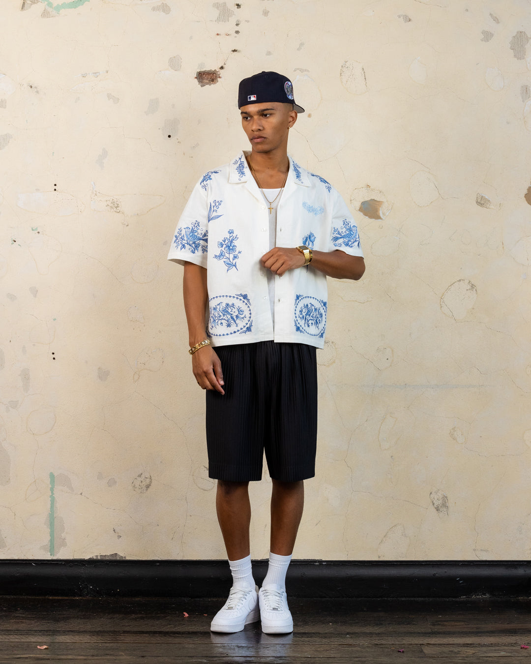 404 Ceramic Embroidered Button Up T-Shirt for Men - Vintage Style Casual Shirt - Perfect for Office, Date Night & Summer Outfits