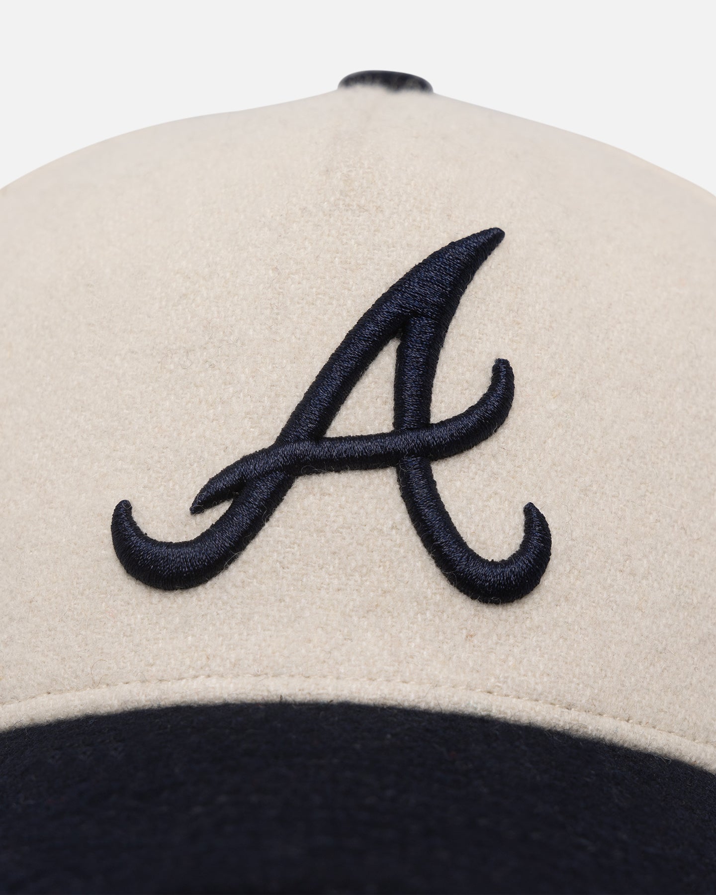 47 Brand Atlanta Braves Wooly Sure Shot Offside DT Snapback Hat - Natural/Navy - Perfect for Baseball Games, Sports Events & Casual Wear