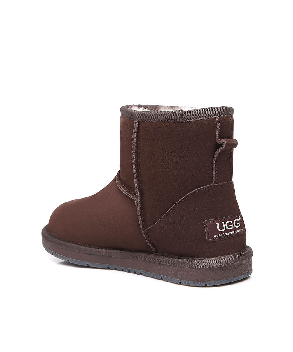 Men's UGG Classic Mini Gen II Boots - Genuine Sheepskin Winter Boots for Men | Warm & Comfortable Snow Boots for Casual Wear, Outdoor Activities & Cold Weather