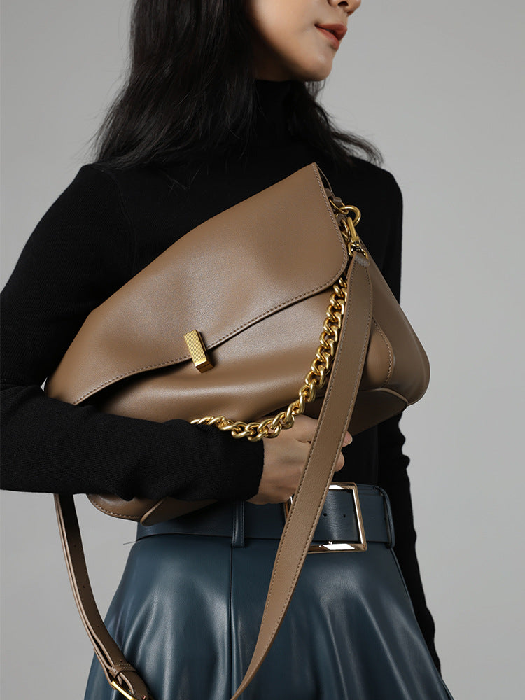 Stylish Crossbody Chain Shoulder Bag for Women - Fashionable & Lightweight Purse for Daily Use, Work, and Evening Events