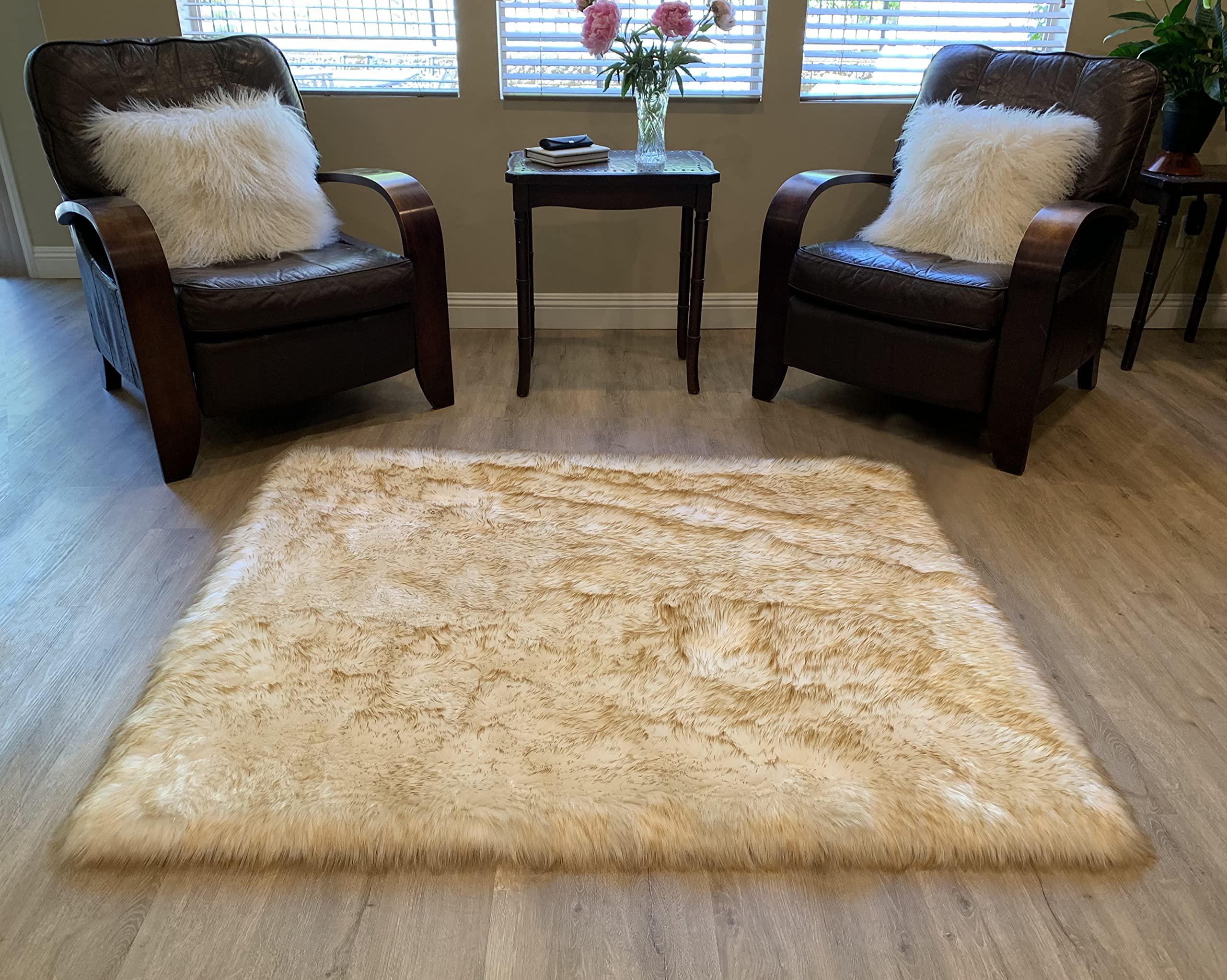 LAMBZY Faux Sheepskin Super Soft Hypoallergenic Silky Square Shag Rug - 4' Fluffy Plush Carpet for Living Room, Bedroom, Nursery, Sofa & Floor Decor (White/Brown Tips) - Perfect for Cozy Home, Pet Bed & Winter Warmth