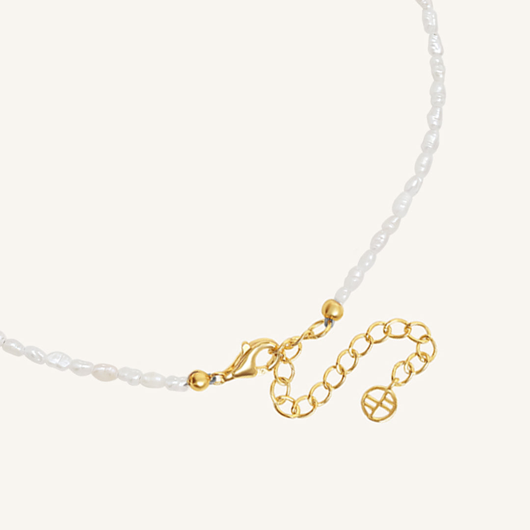 Peggy Pearl Anklet with Stone of Potential - Elegant Adjustable Ankle Bracelet for Women, Boho Beach Jewelry Gift - Perfect for Summer Vacations & Boho Fashion