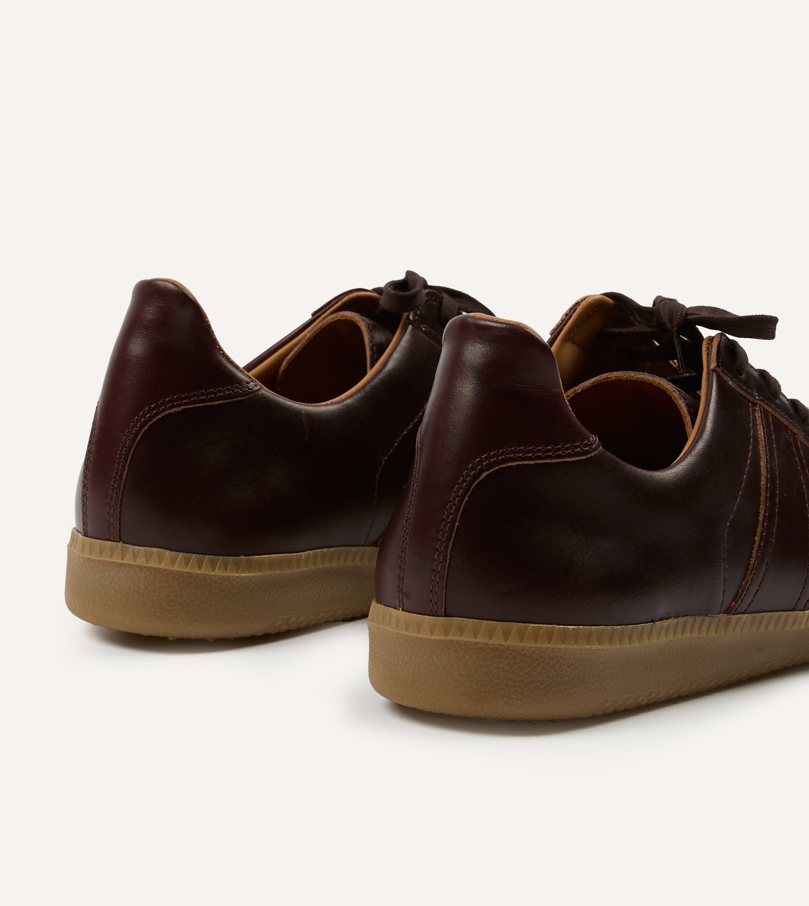 Vintage Brown German Military Trainer Shoes - Authentic Reproduction for Men & Women | Casual Wear, Outdoor Hiking & Retro Fashion