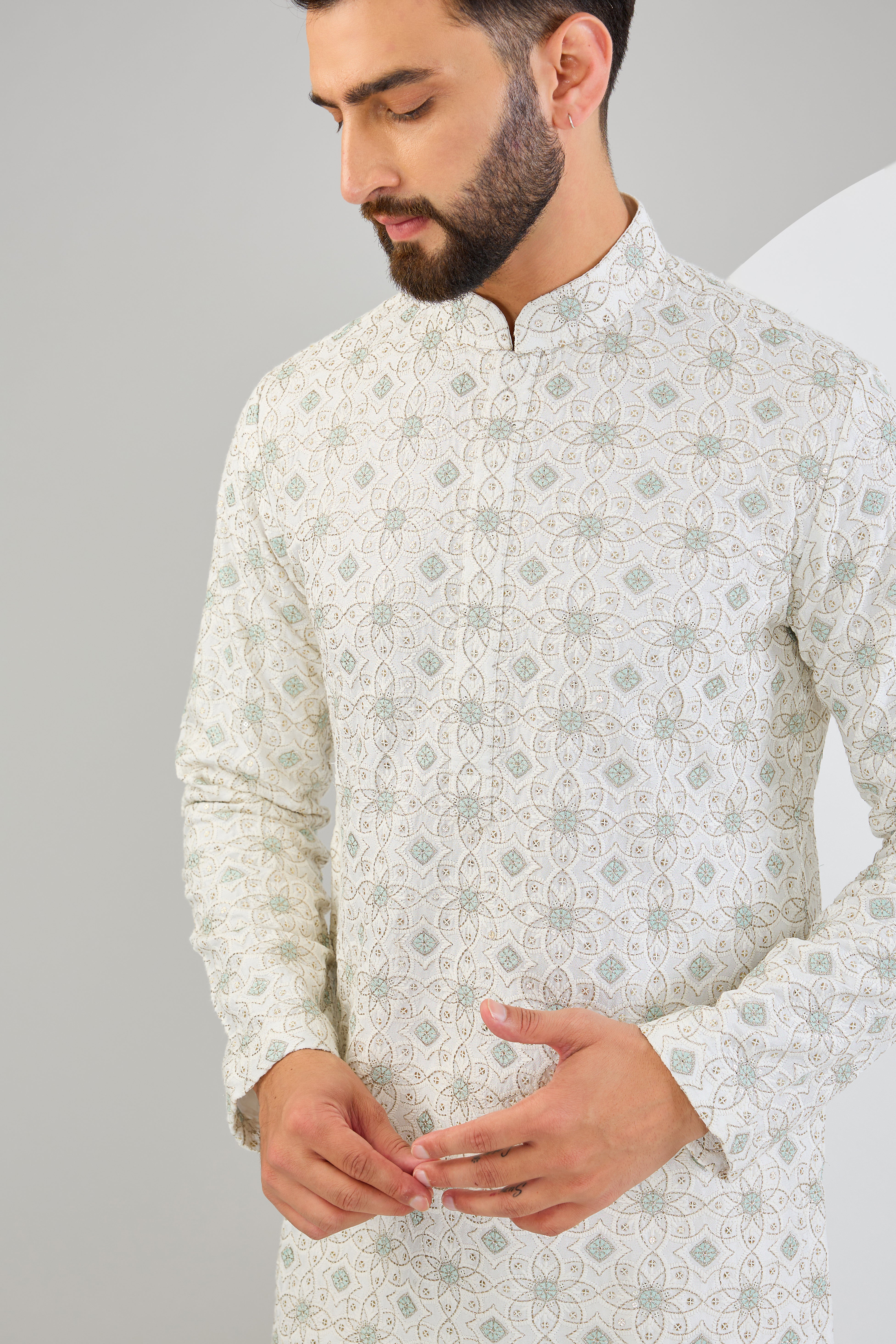 Elegant Ivory Chikankari Kurta with Intricate Multi-Thread & Zari Embroidery - Perfect for Festivals, Weddings & Ethnic Fashion