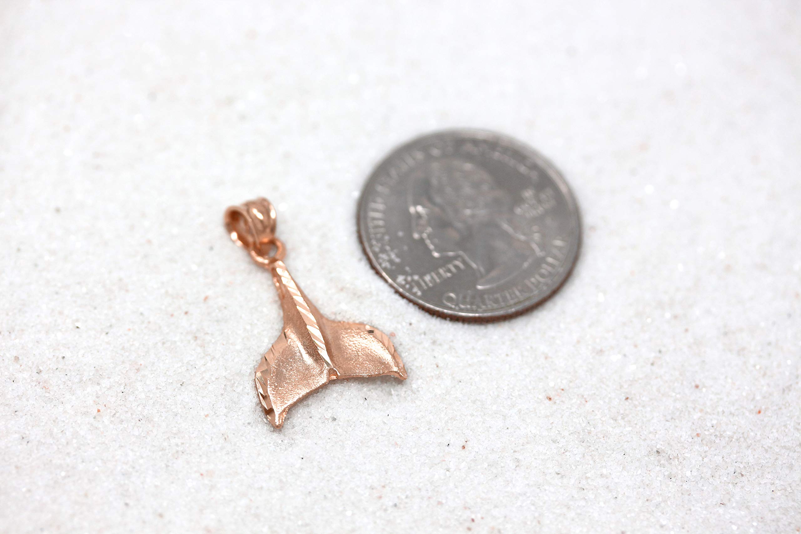 10K Gold Whale Tail Charm Pendant Necklace for Women - Elegant Ocean Jewelry Gift for Beach Lovers & Mermaid Style Accessories - Perfect for Casual Wear, Beach Vacations & Gift Giving