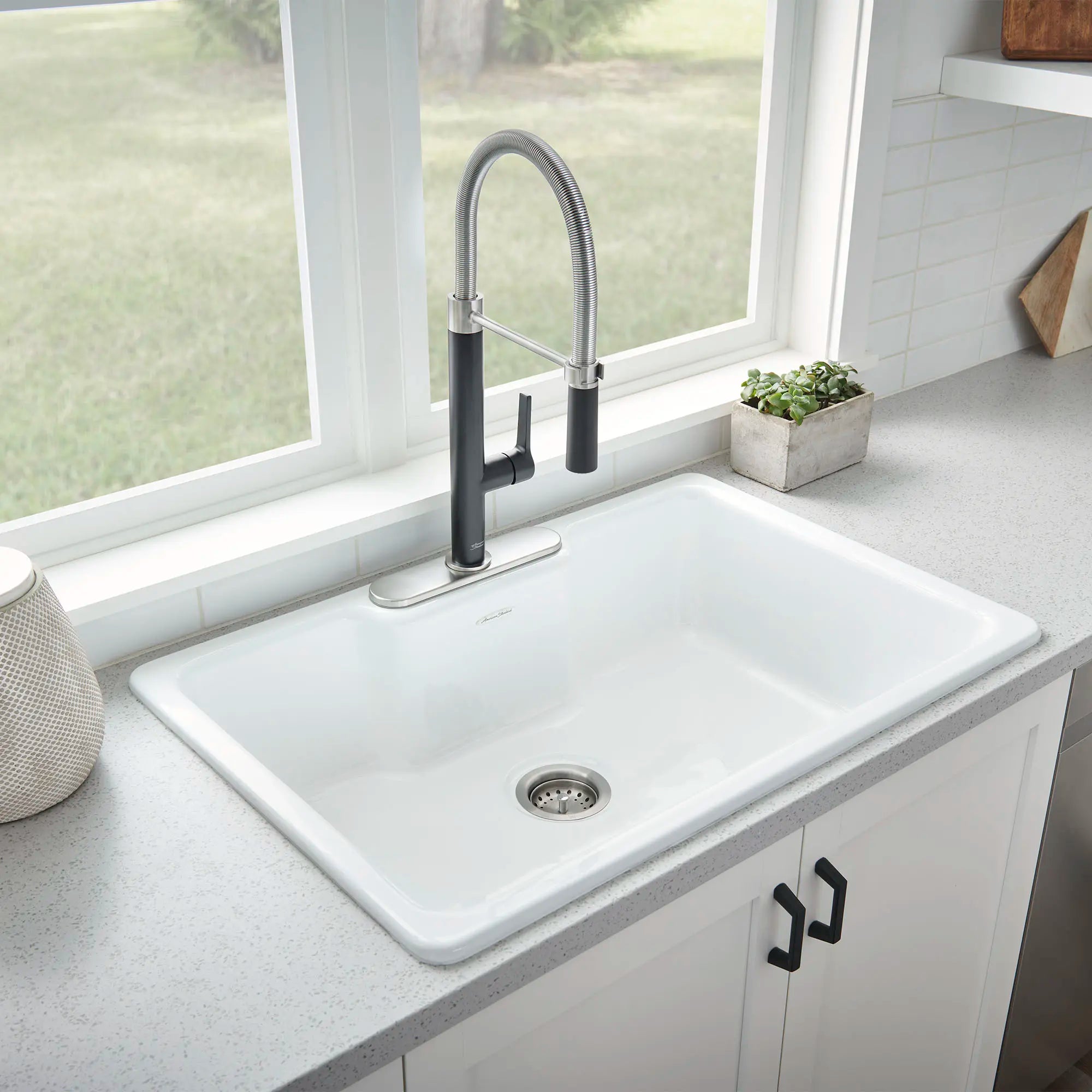 Grayson Semi-Professional Single Handle Kitchen Faucet - High Arc Pull Down Sprayer, Brushed Nickel Finish for Modern Home & Restaurant Use