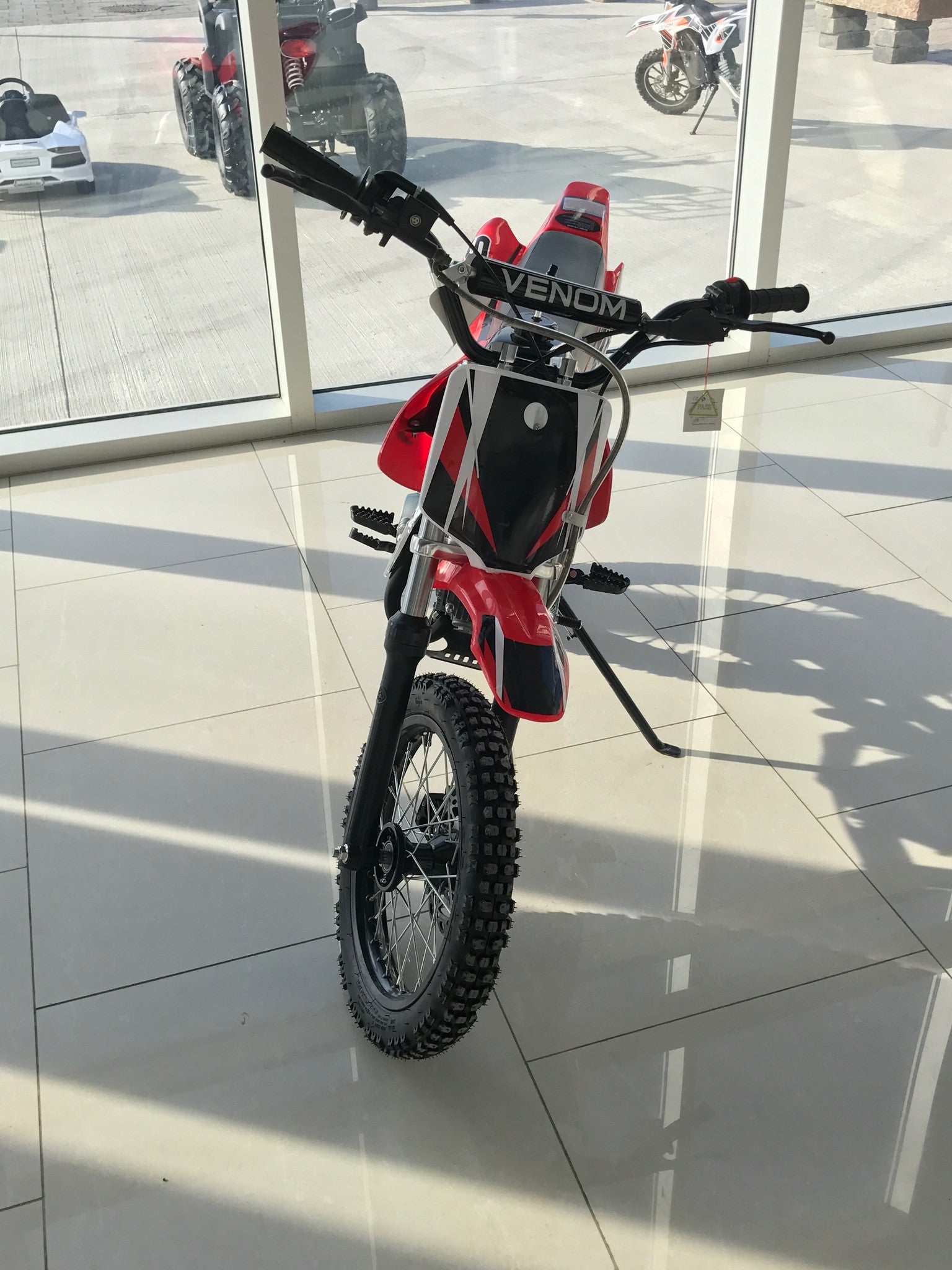 125cc Venom Dirt Bike 4 Stroke - Mamba Off-Road Motorcycle for Adults & Teens - Perfect for Trail Riding, Motocross & Backyard Adventures