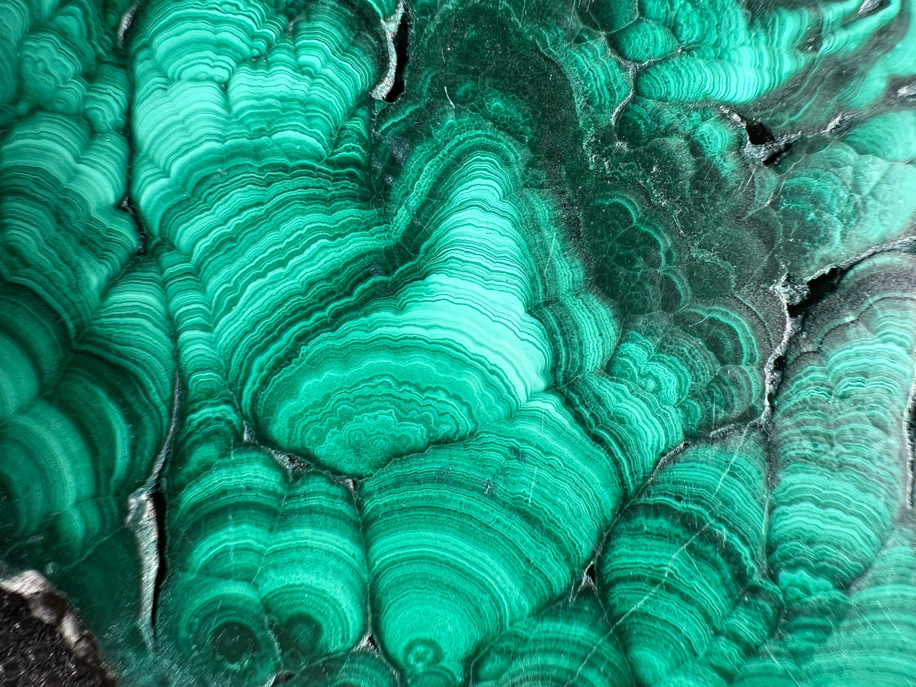 Natural Green Malachite Crystal Slab - Premium Stone for Jewelry Making, Unique Handcrafted Gift, Elegant Home Decor | Perfect for DIY Crafts, Healing Crystals Collection & Spiritual Decorations