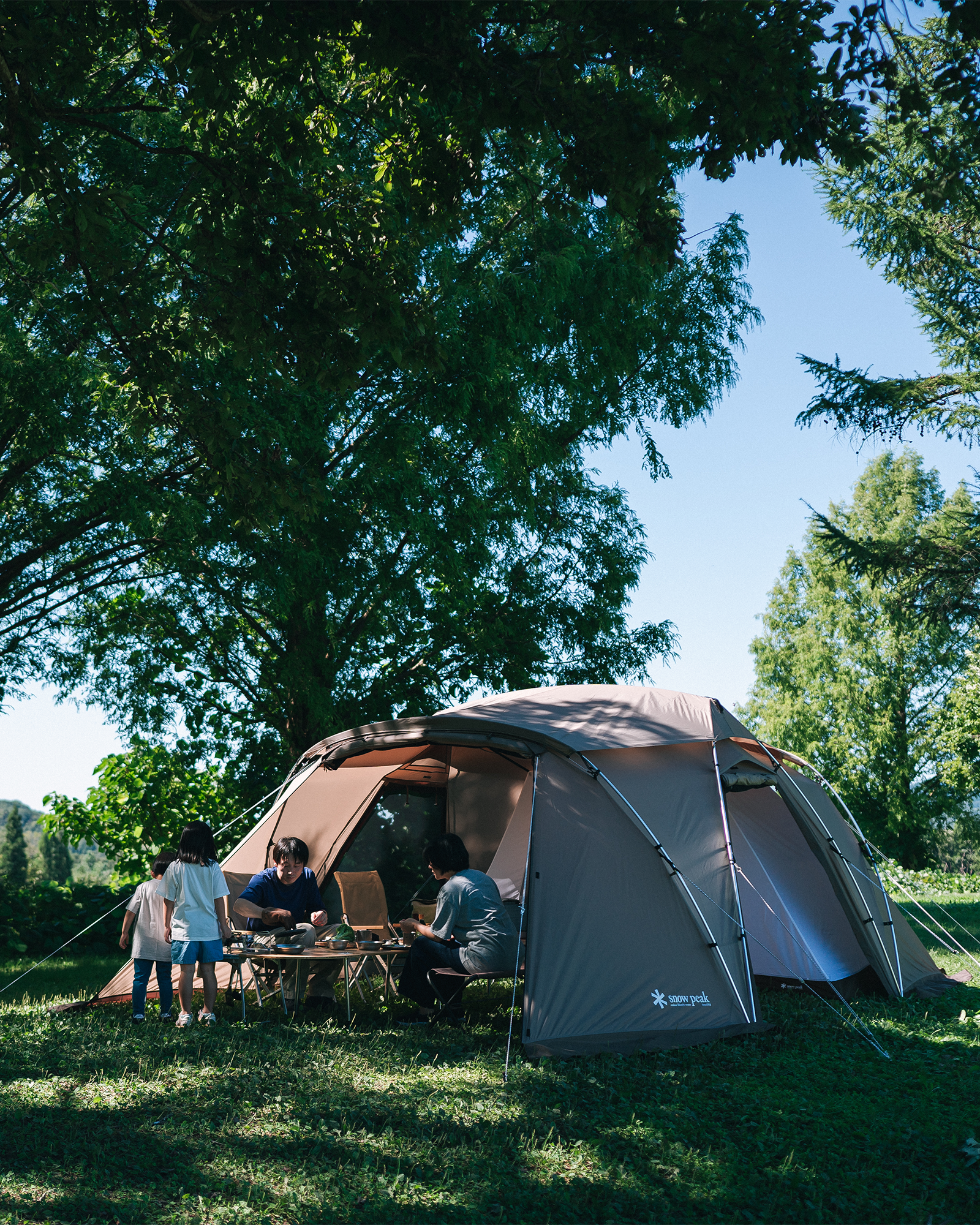 Land Nest Shelter - Portable Outdoor Survival Tent for Camping, Hiking & Emergency Preparedness