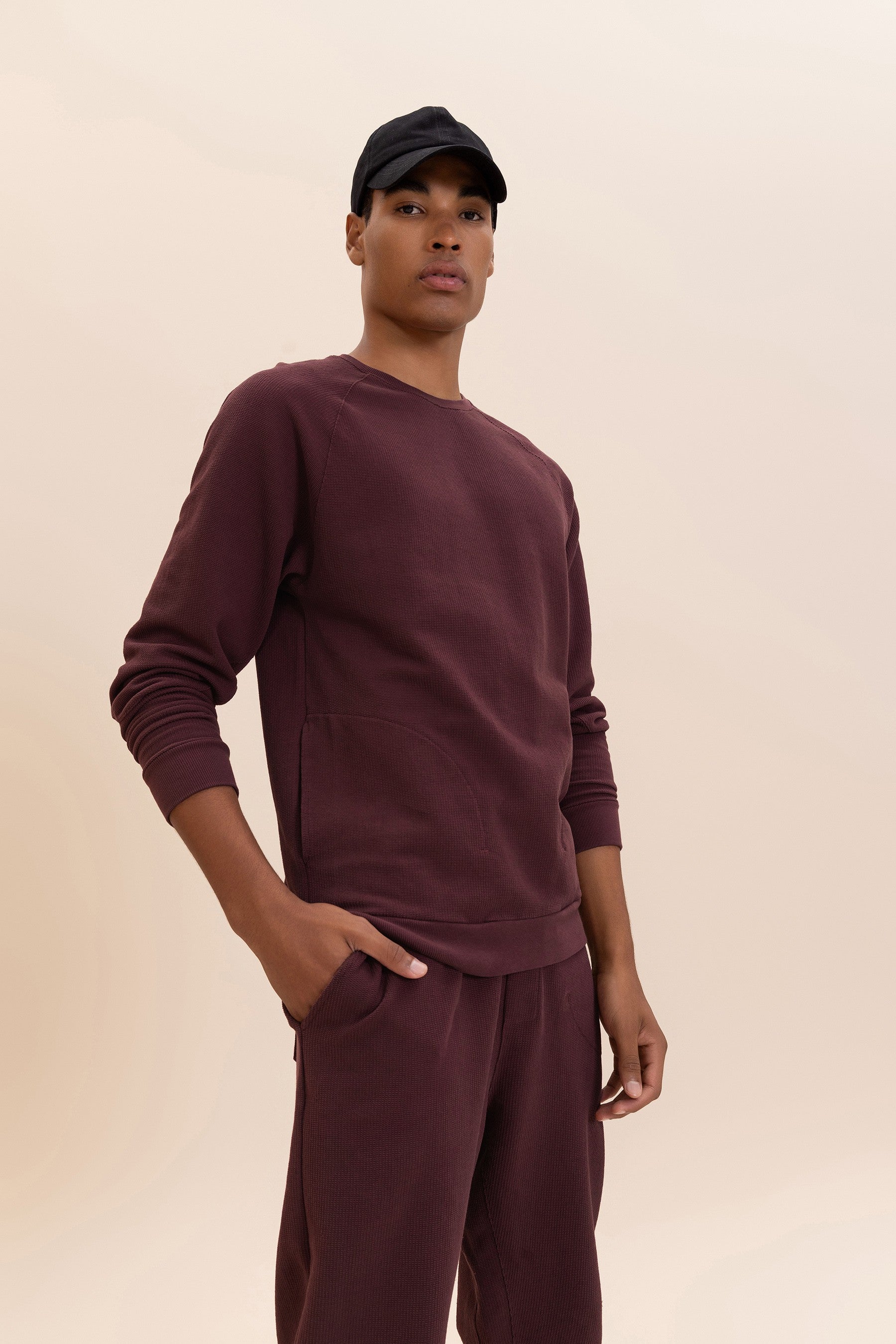 Vintage Washed Men's Sweatshirt - Soft Cotton Pullover Hoodie for Casual Wear, Outdoor Activities & Street Style Fashion