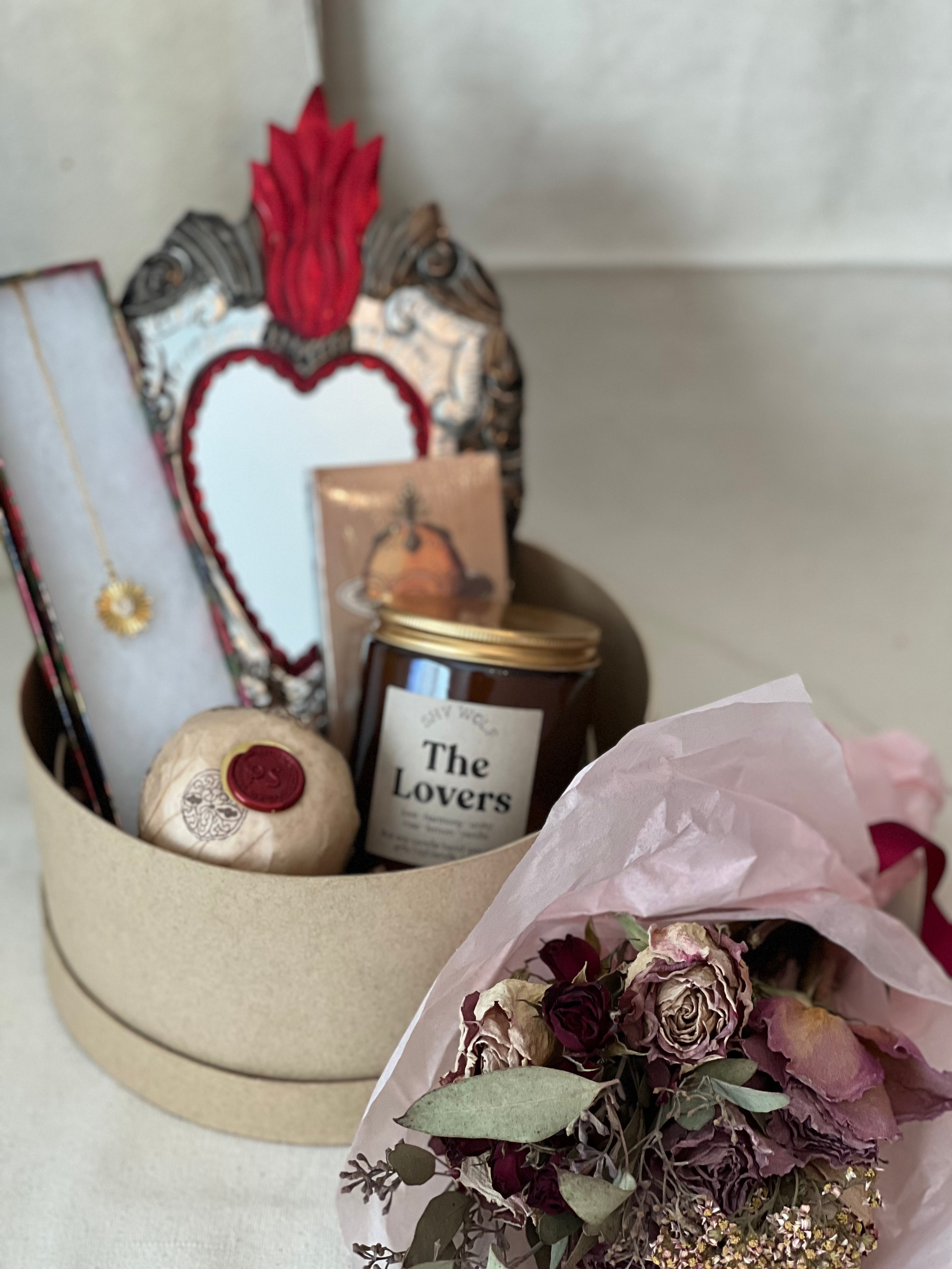 Amour Gift Bundle Set - Romantic Present for Valentine's Day, Anniversary & Couples | Perfect for Weddings, Date Nights & Special Occasions