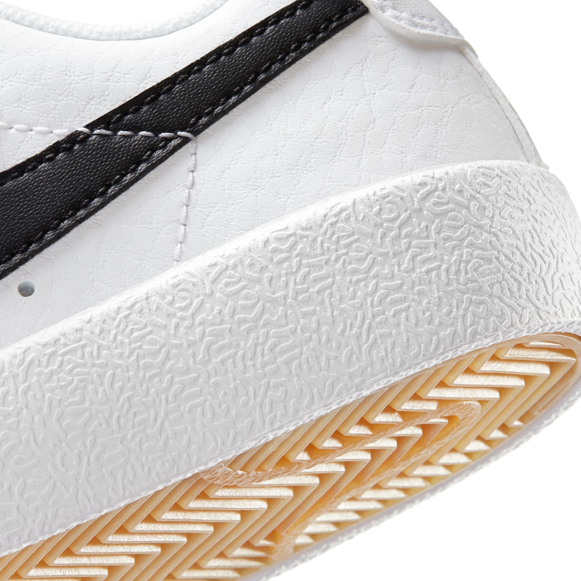 Nike Kids Blazer Low '77 Sneakers - Boys & Girls Casual Shoes for School, Play & Everyday Wear