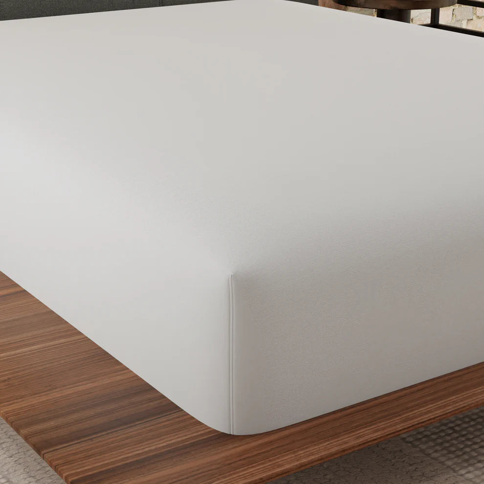 Waterproof Mattress Protector - Queen Size, Hypoallergenic & Breathable - Fits 8-12