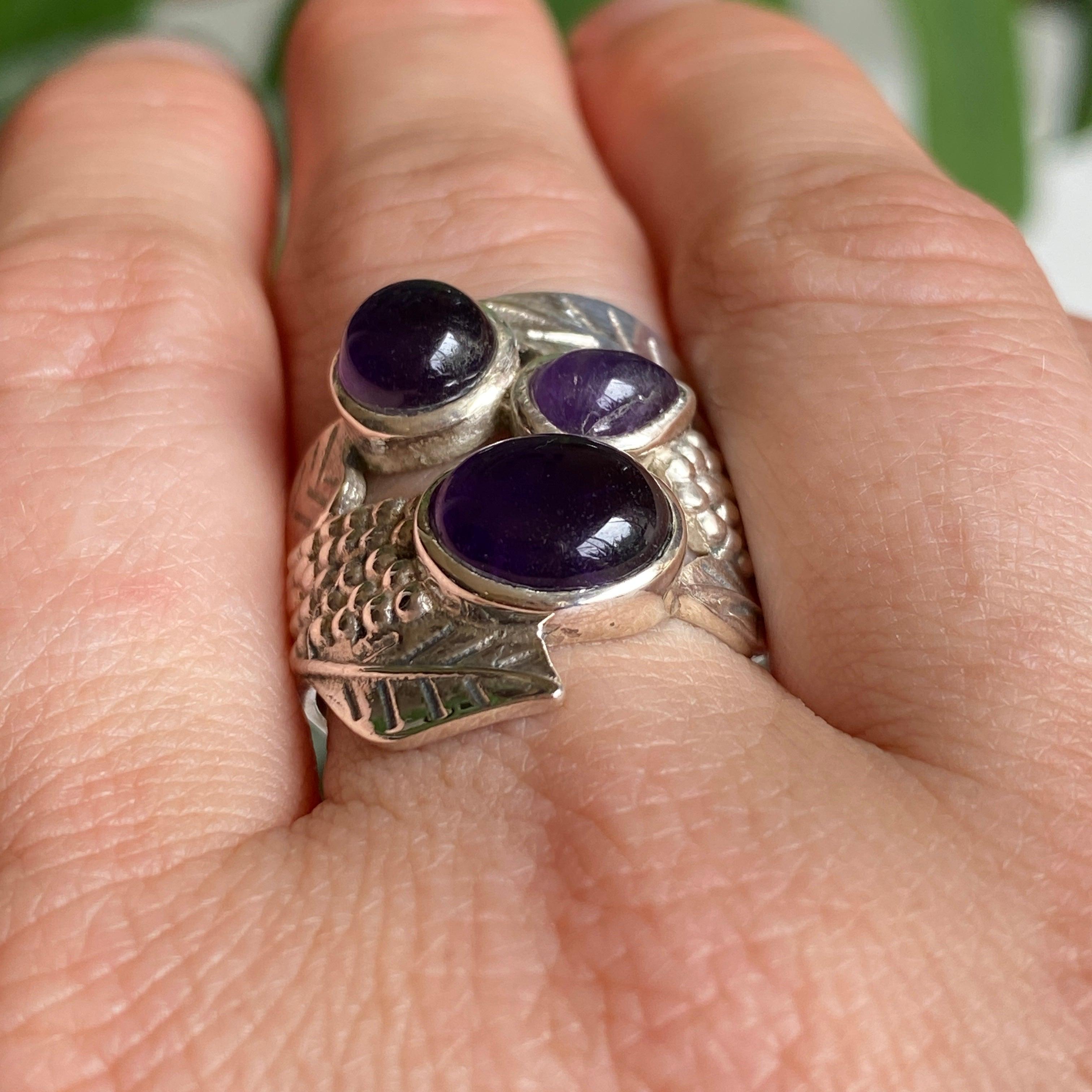 Amethyst Triple Stone Detailed Banded Ring - Size 9 - Elegant Sterling Silver Jewelry for Women - Perfect for Weddings, Parties & Everyday Wear
