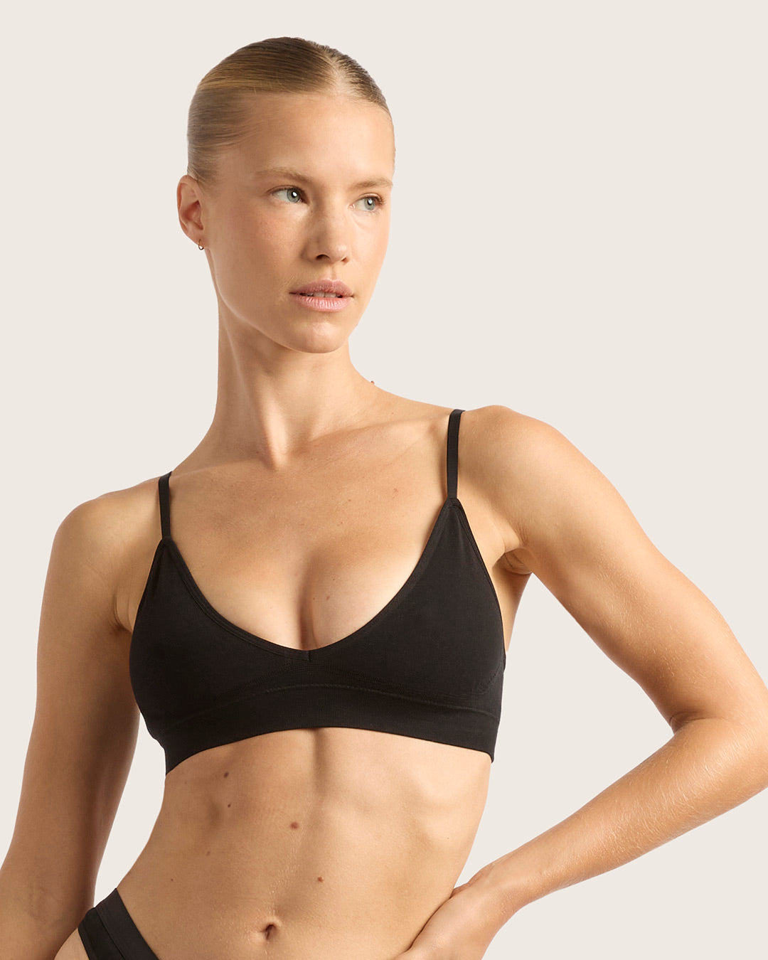 LYOLYTE Triangle Bralette - Wireless Comfort Bra for Women, Soft Stretchy Fabric, Breathable & Supportive - Perfect for Yoga, Lounge & Everyday Wear (Black)