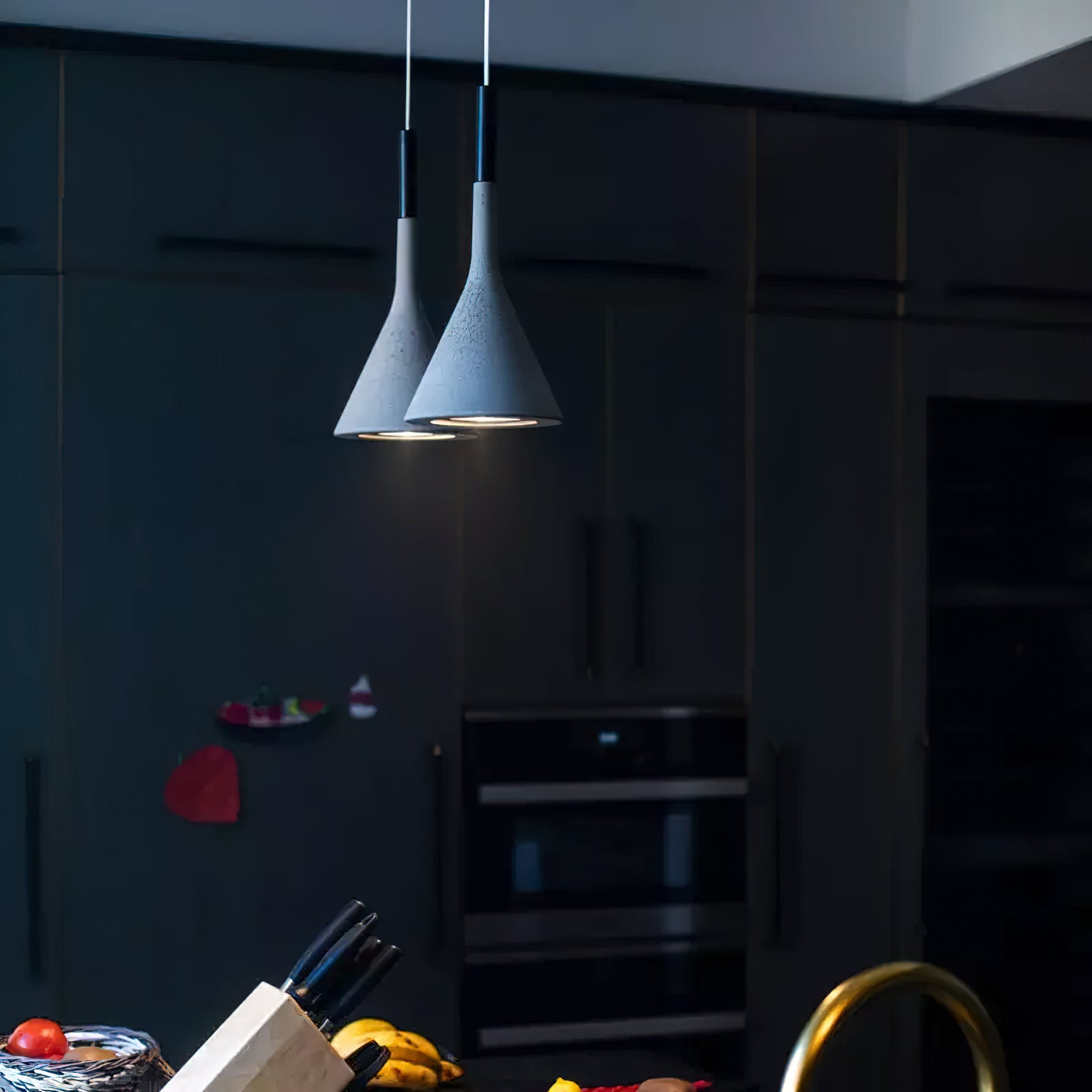 Aplomb Trumpet Pendant Light - Modern Brass Ceiling Fixture for Dining Room, Kitchen Island & Bedroom Lighting