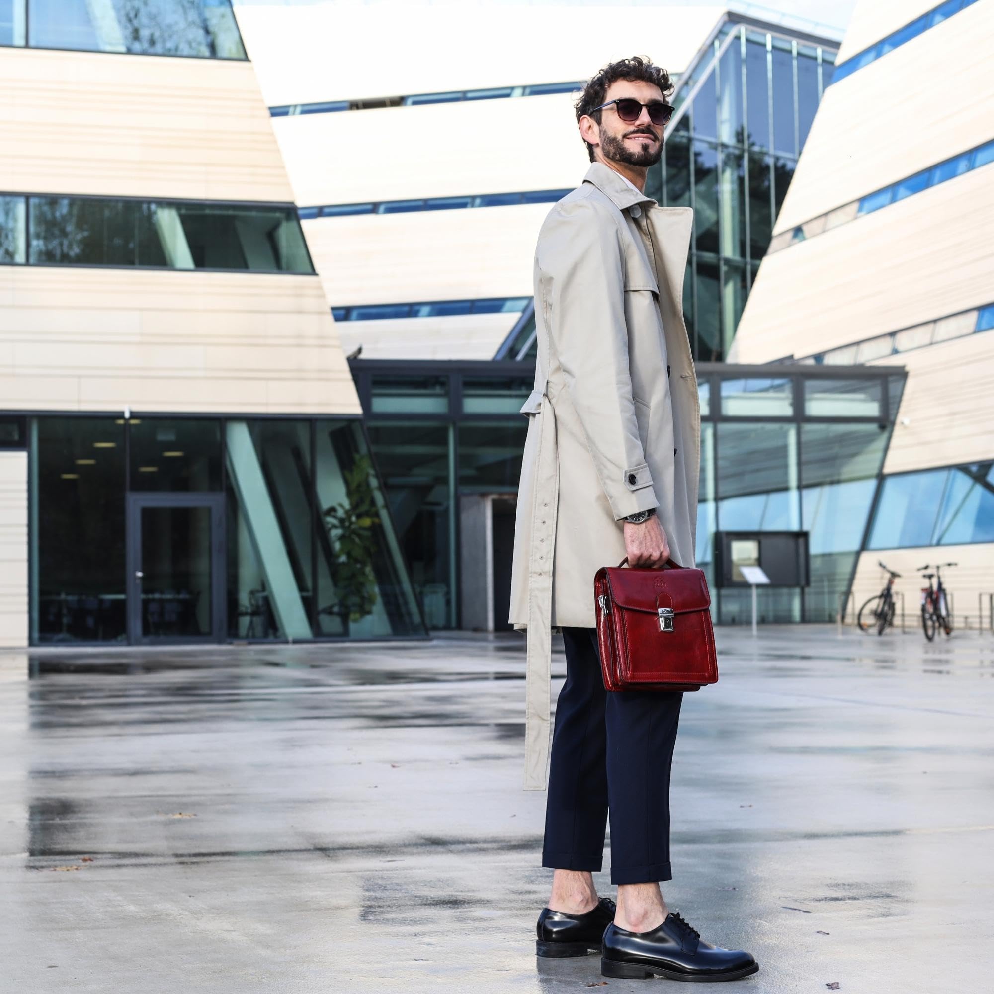 Premium Italian Leather Messenger Bag for Men - Durable Crossbody Briefcase with Time Resistance - Gift Box Included - Perfect for Business, Travel & Daily Commute