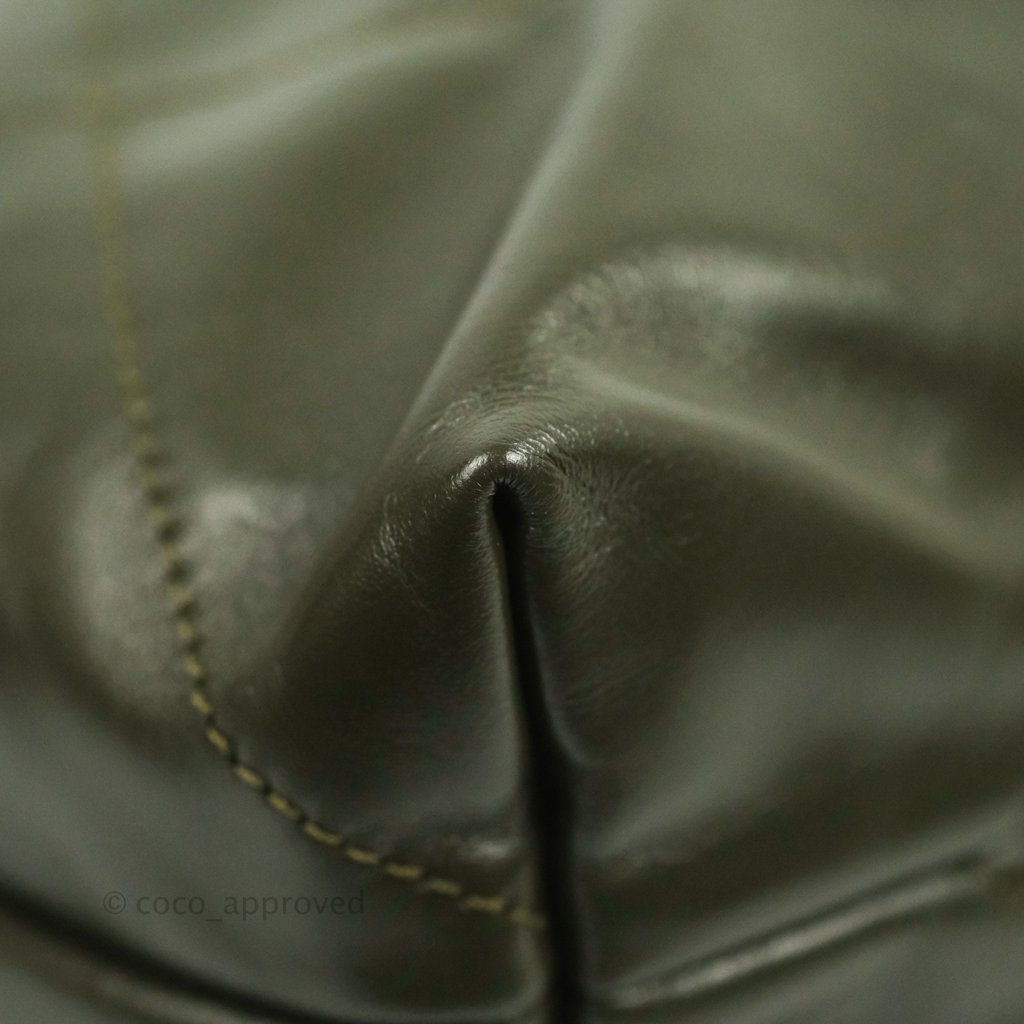 Chanel 22 Medium Handbag in Army Green Shiny Calfskin Leather with Ruthenium Hardware - Luxury Crossbody Bag for Women, Perfect for Work, Travel & Evening Events