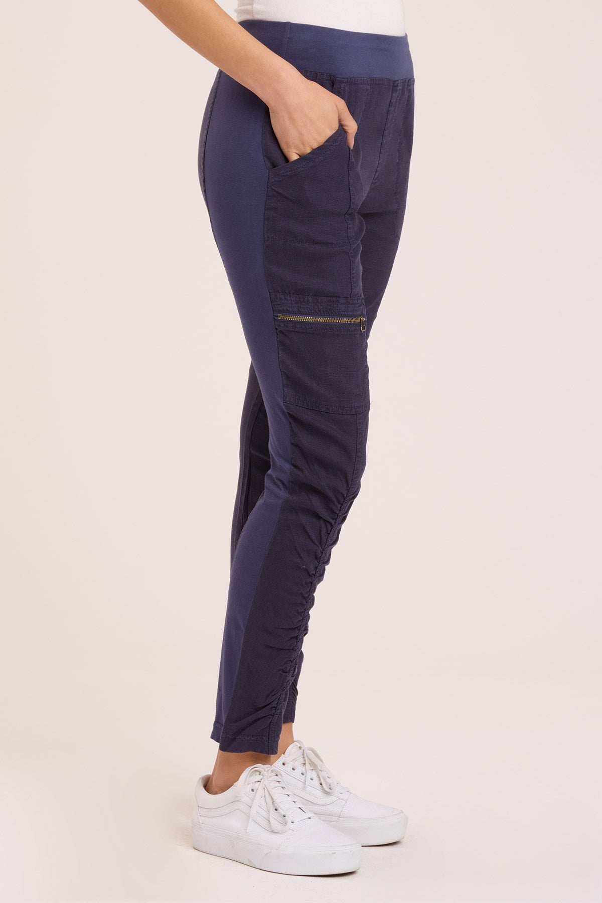 Stylish Twill Malanda Pants for Women - Comfortable & Versatile Casual Trousers for Work, Travel & Everyday Wear
