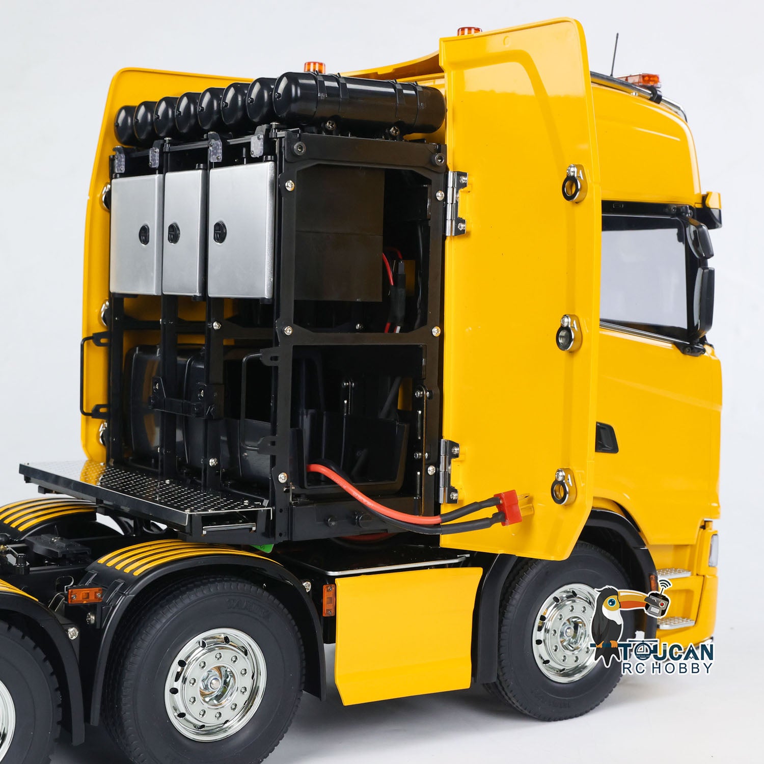 Pre-Order TAMIYA 56371 1/14 Scale 8X4 770S RC Tractor Truck with Painted Body, Lights & Sound - Remote Control Model Truck for Hobbyists & Collectors - Perfect for Racing, Off-Roading & Display