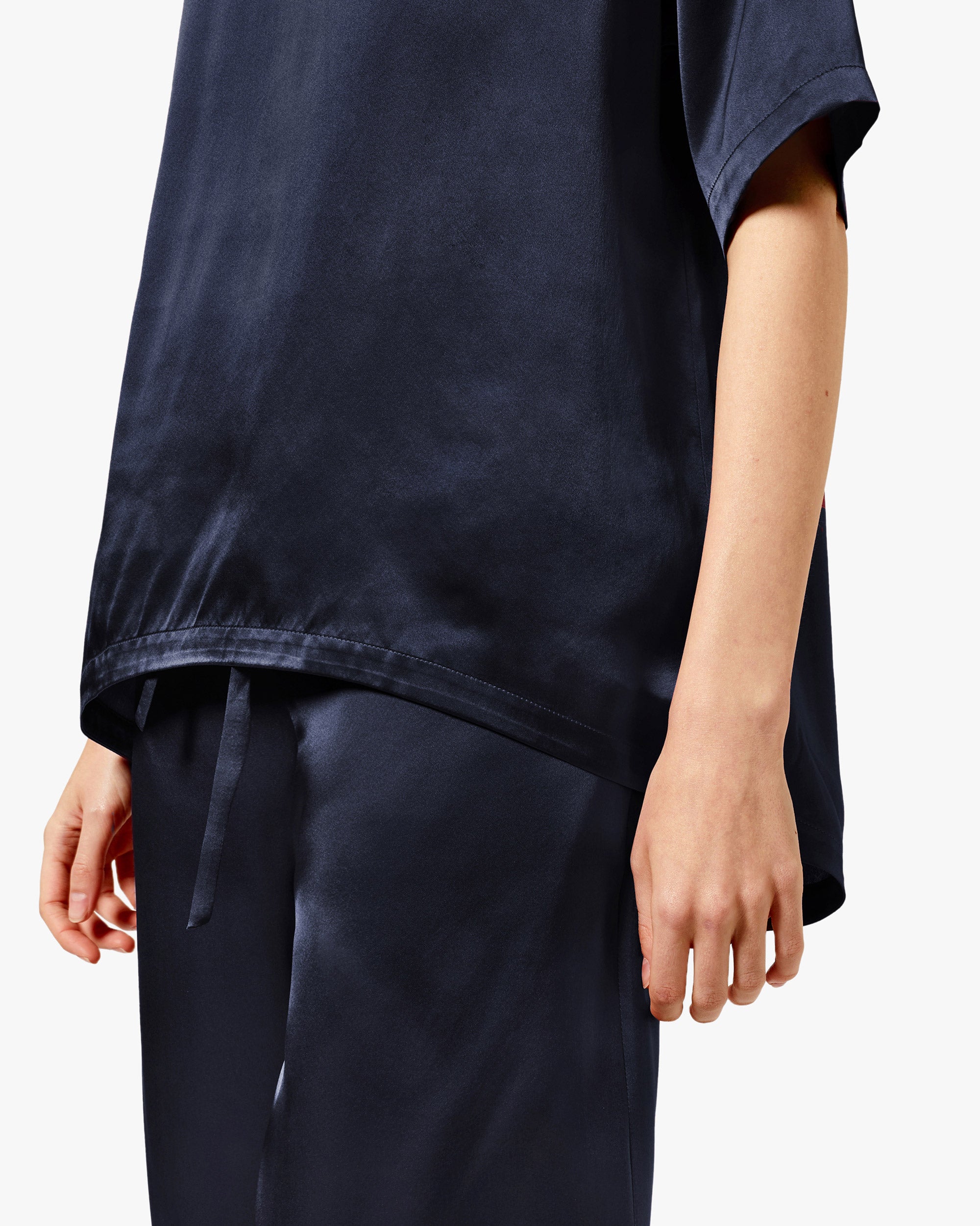 Sunday Morning Silk Pajamas for Women - Luxury Comfortable Sleepwear Set - Perfect for Relaxing at Home, Lounging & Gift Giving
