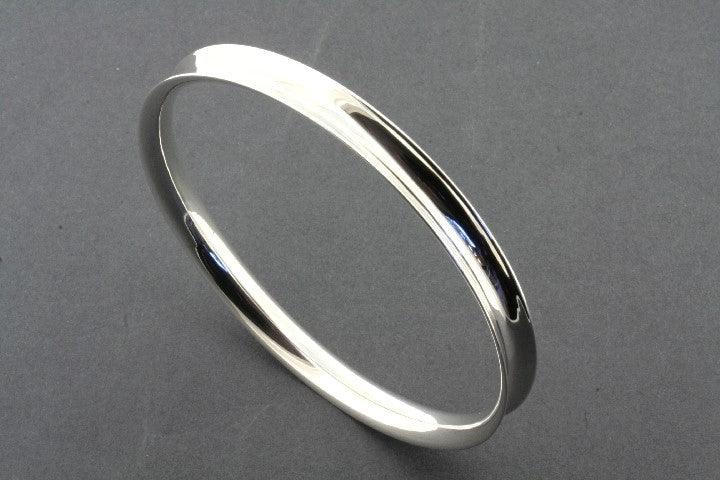 Sterling Silver Concave Edge Circle Bangle Bracelet for Women - Elegant Minimalist Jewelry for Everyday Wear & Special Occasions