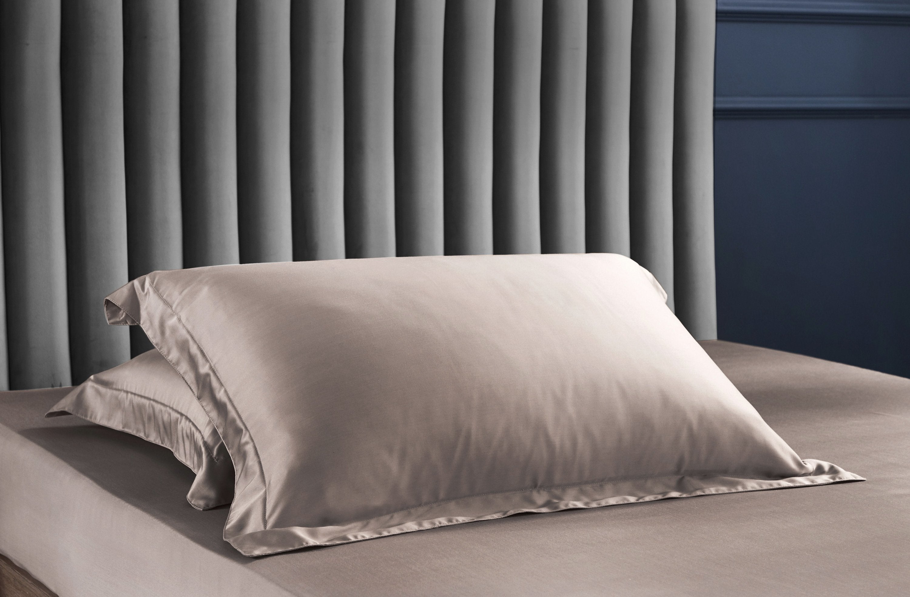 Premium TENCEL™ LF Schooner Bronze Fitted Sheet Set - Queen Size, Hypoallergenic & Breathable Bedding for Luxurious Sleep - Perfect for Master Bedrooms, Guest Rooms & Hotels