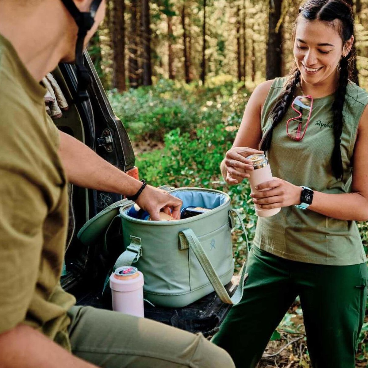 12L Insulated Soft Cooler Bag - Lightweight, Leakproof & Portable for Picnics, Beach, Camping & Outdoor Adventures